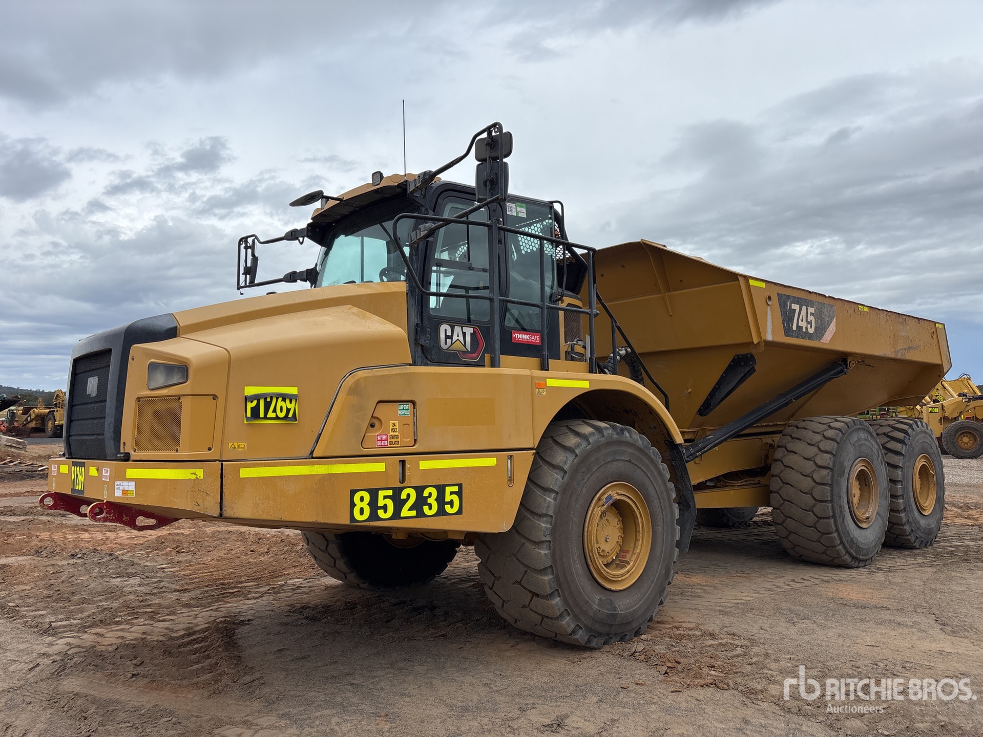 Photo of 2017 Caterpillar 745