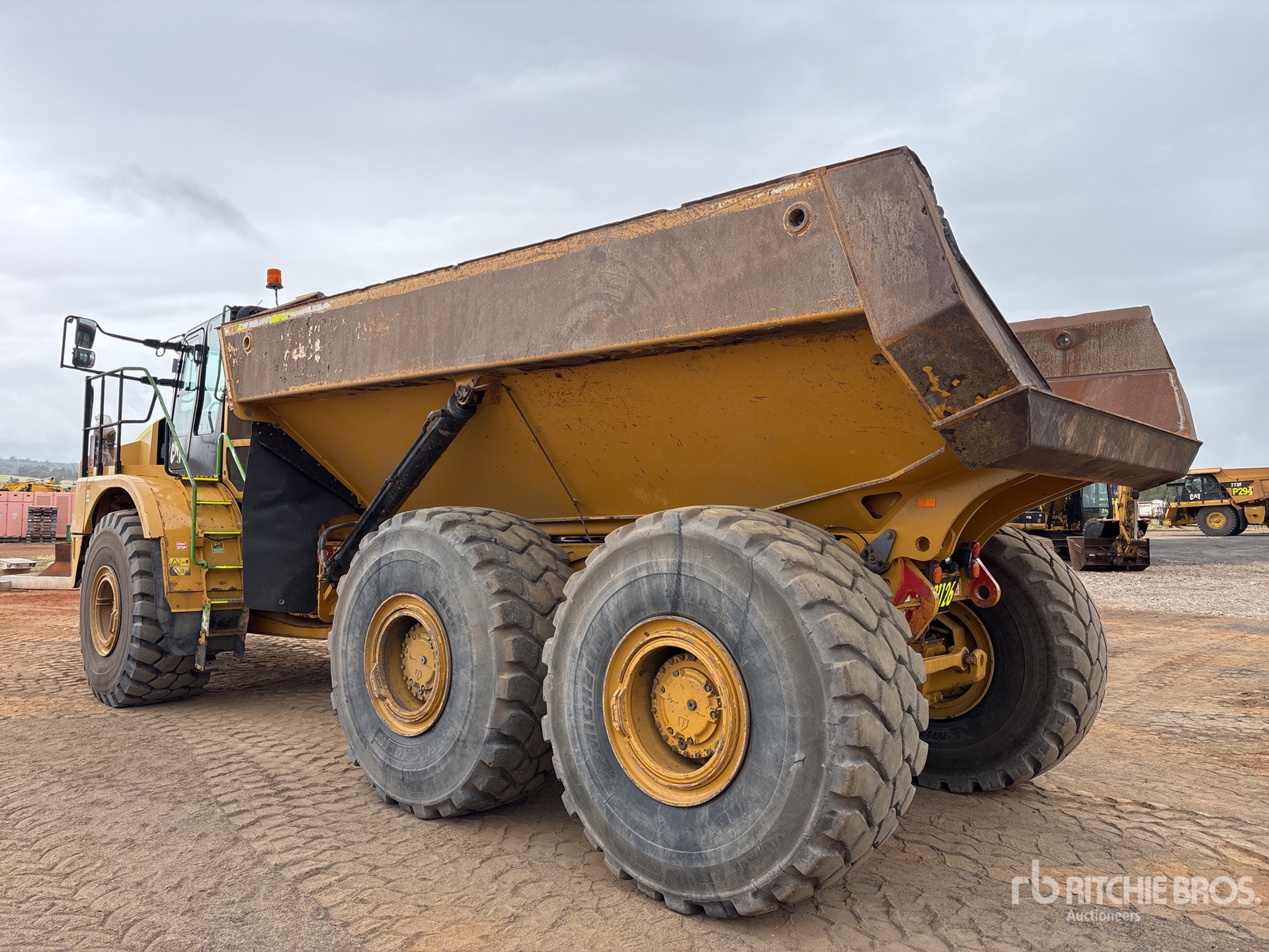2018 Caterpillar 745