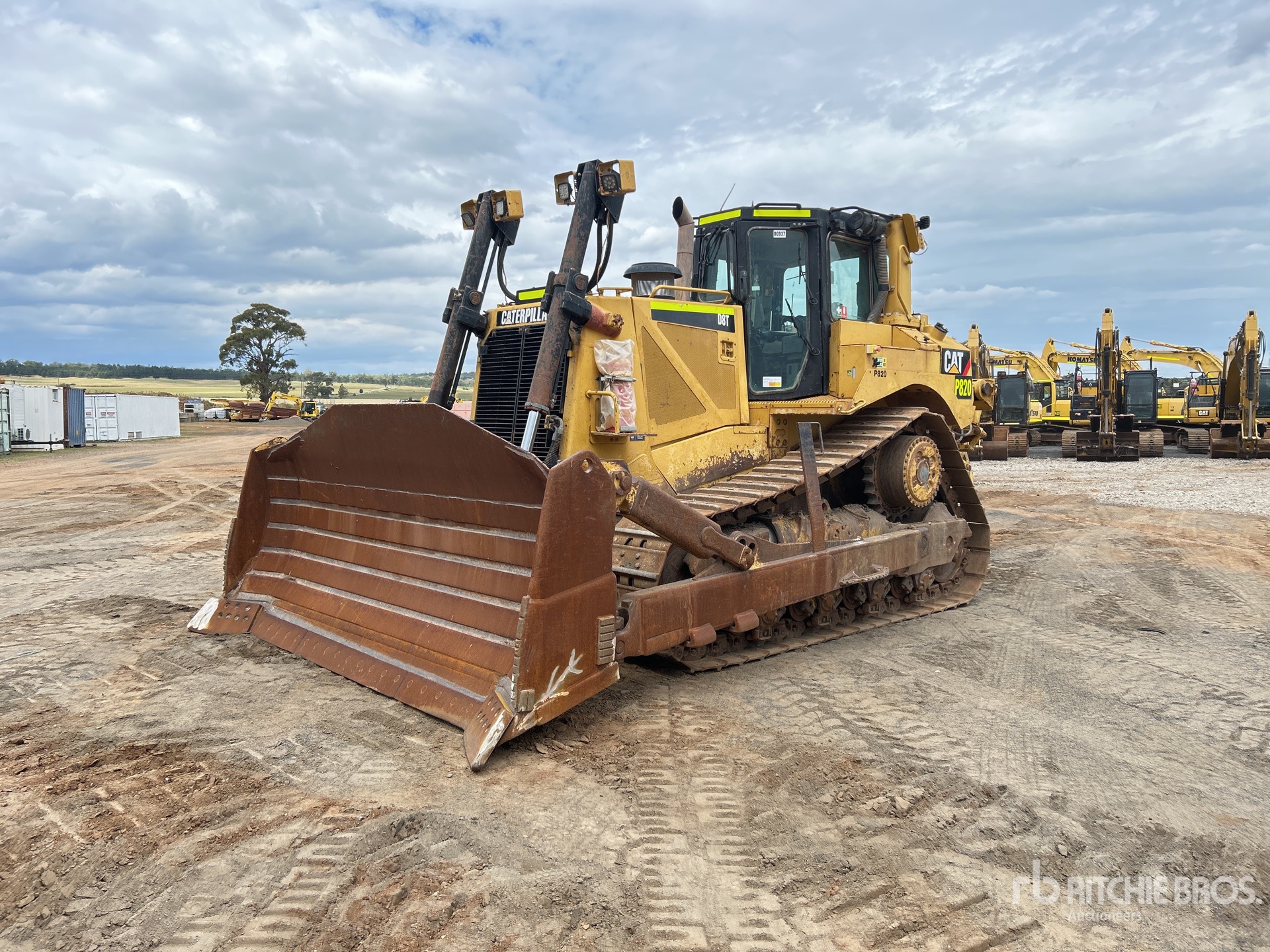 2011 Caterpillar D8T