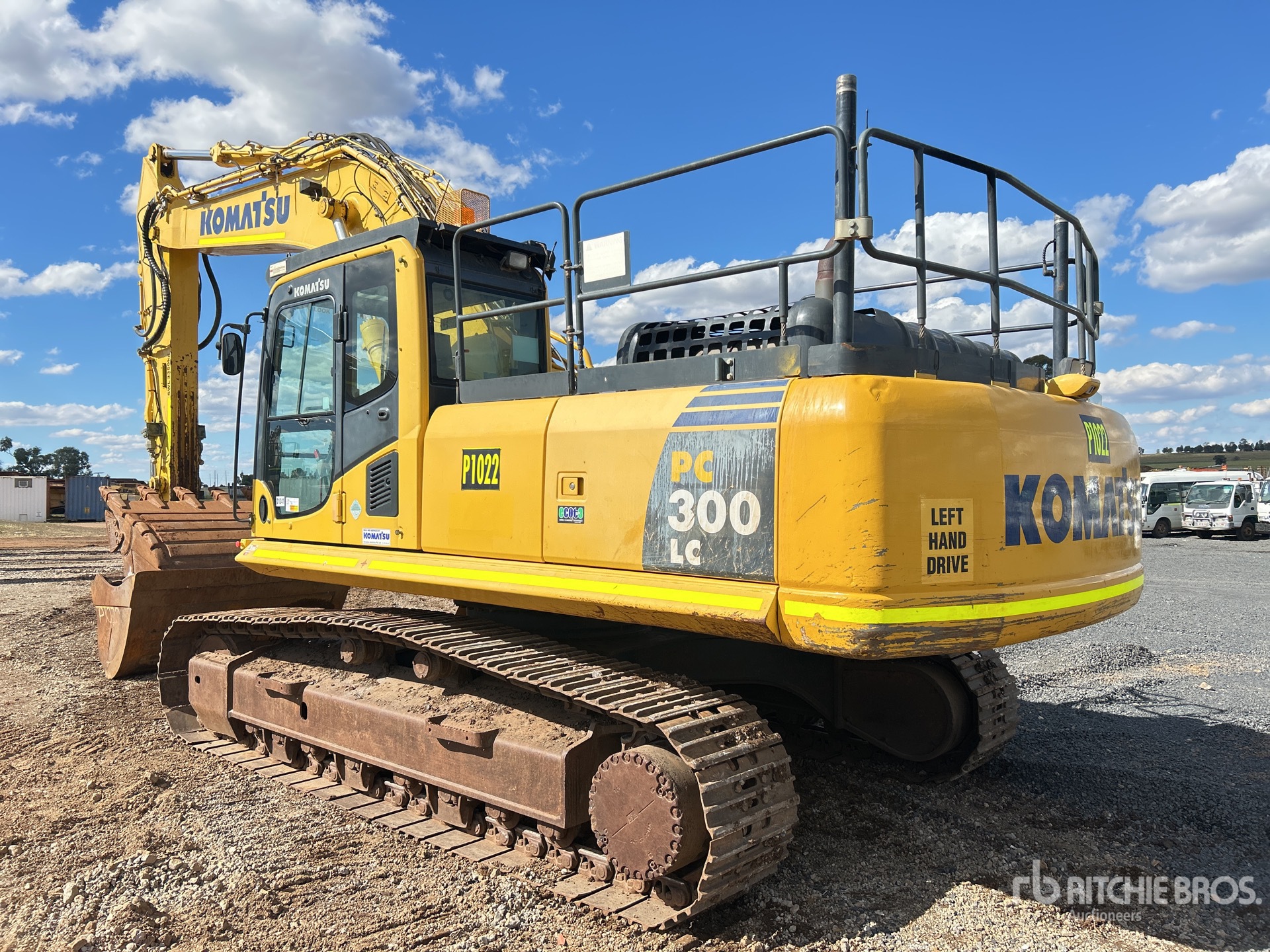 2019 Komatsu PC300LC-8M0