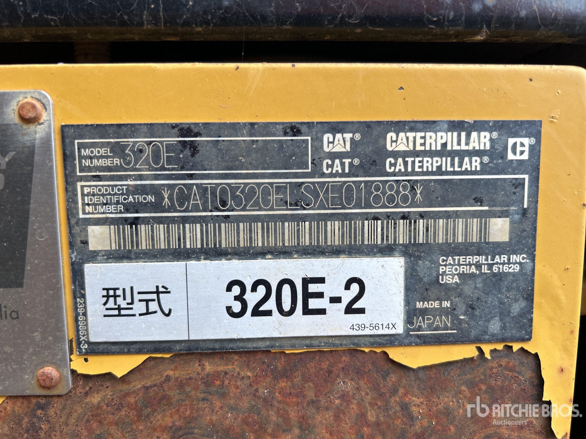 2015 Caterpillar 320E