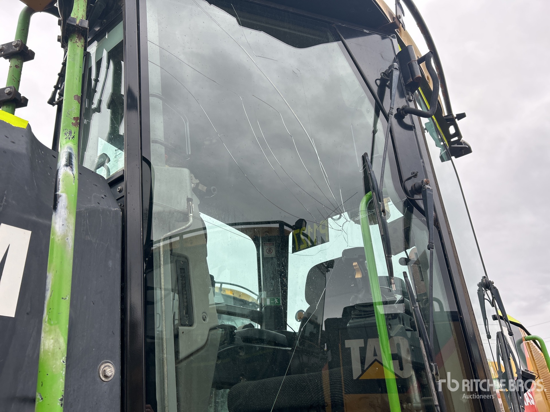2010 Caterpillar 140M