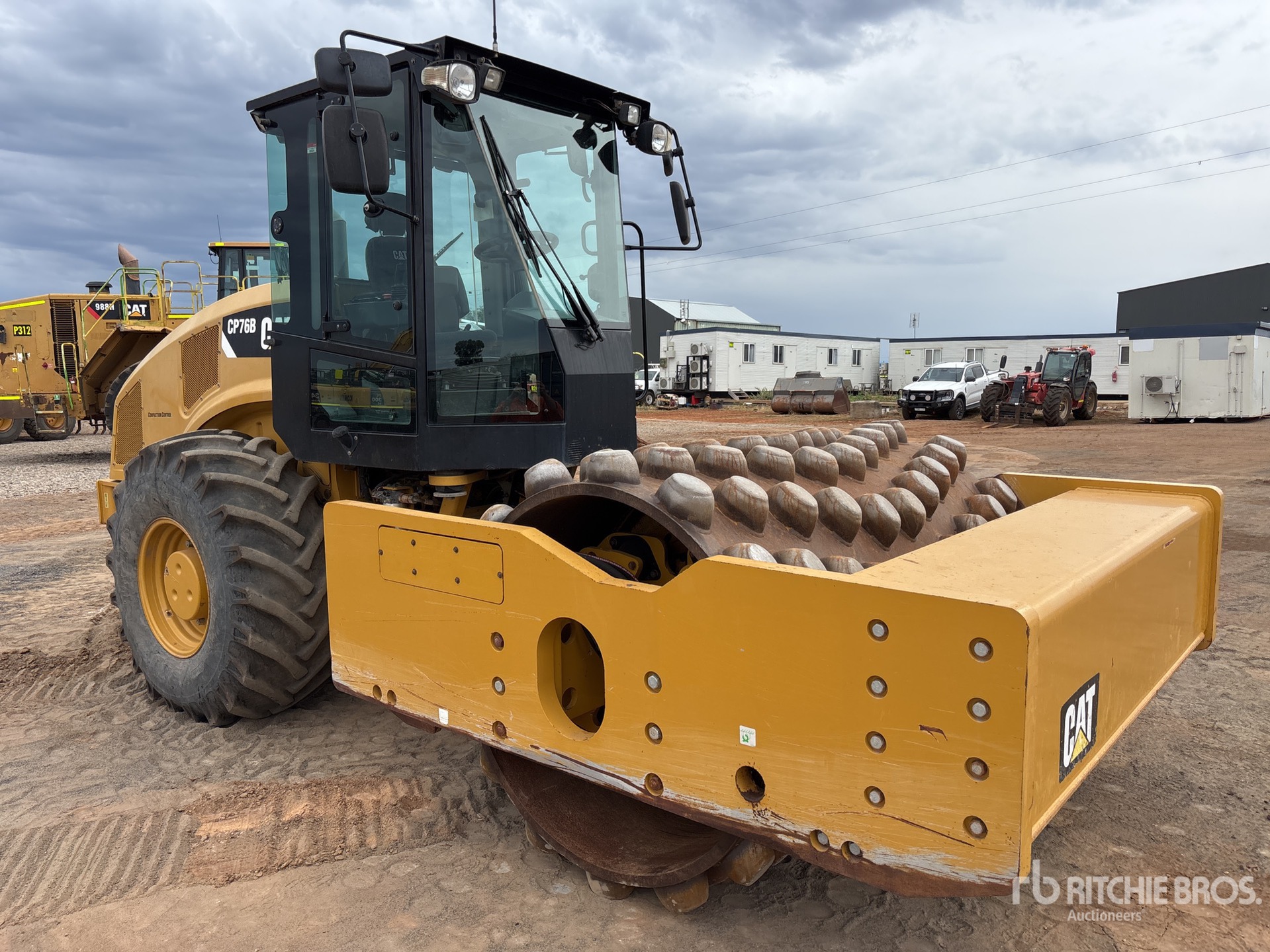 2021 Caterpillar CP76B