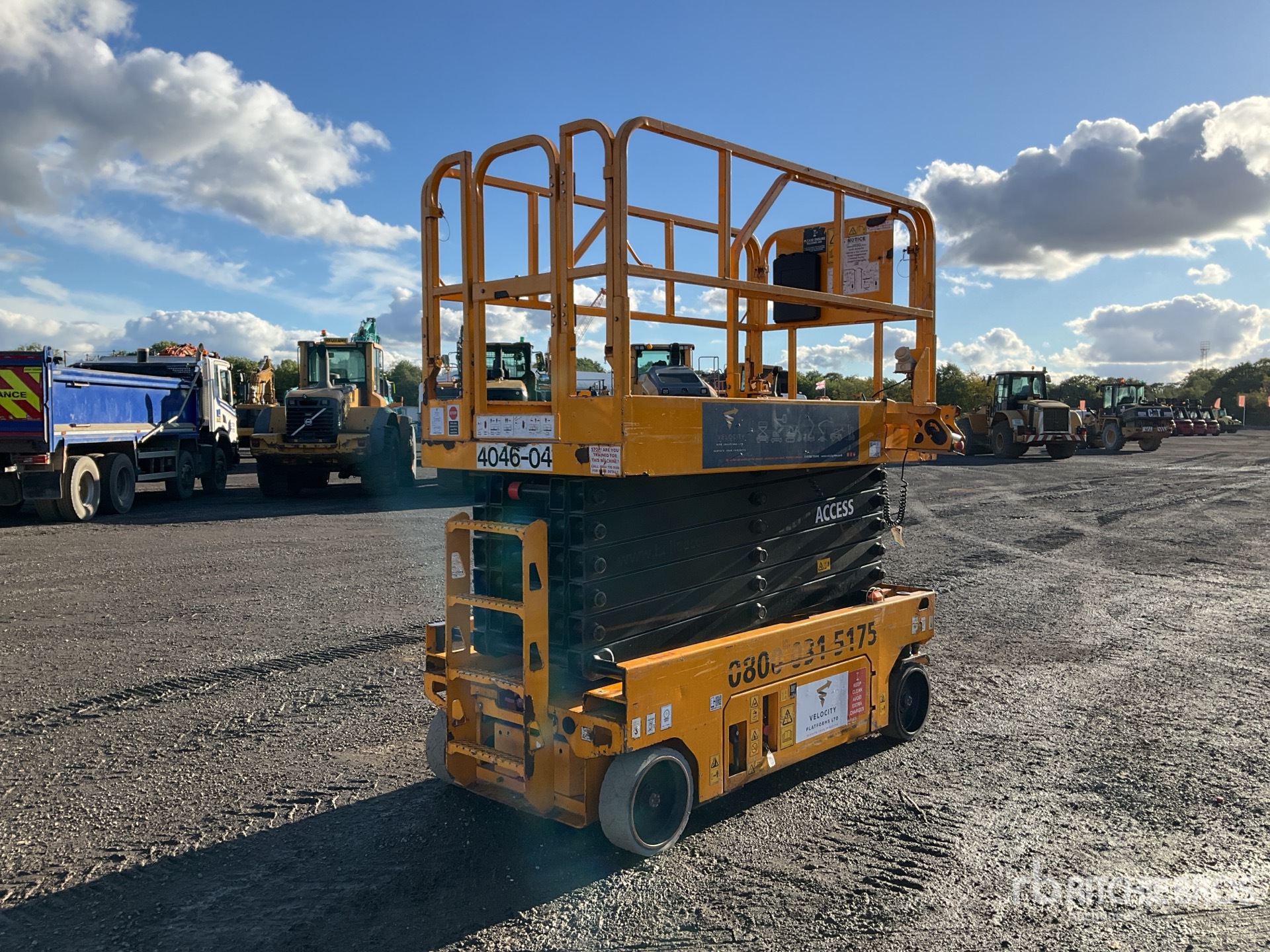 2017 JCB S4046E