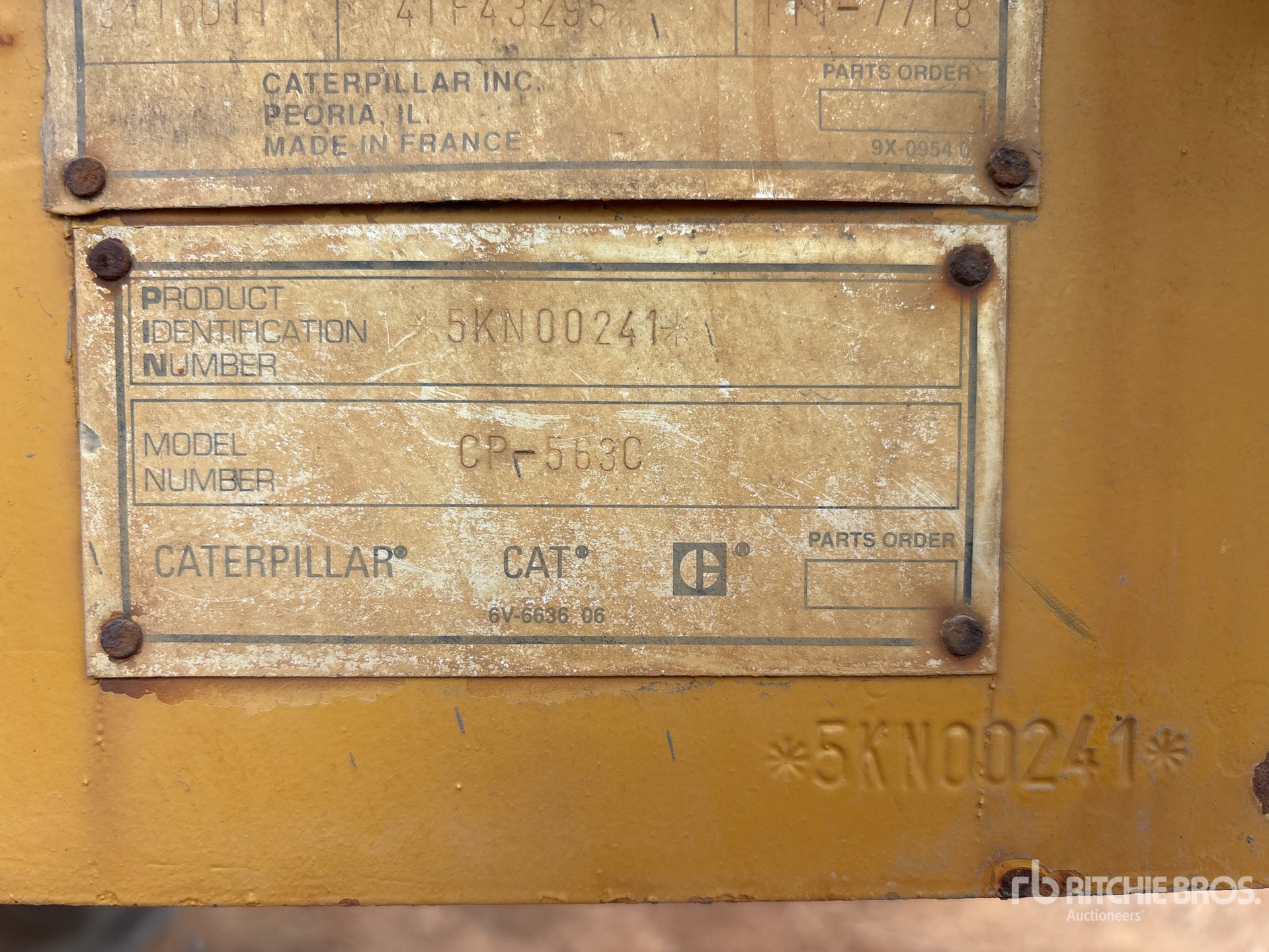 1998 Caterpillar CP-563C