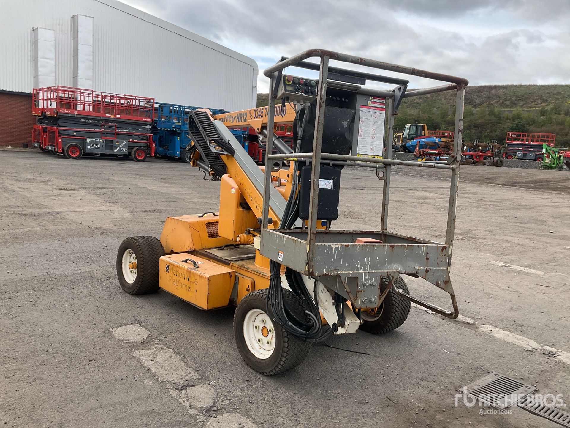 2015 Niftylift HR12NDE