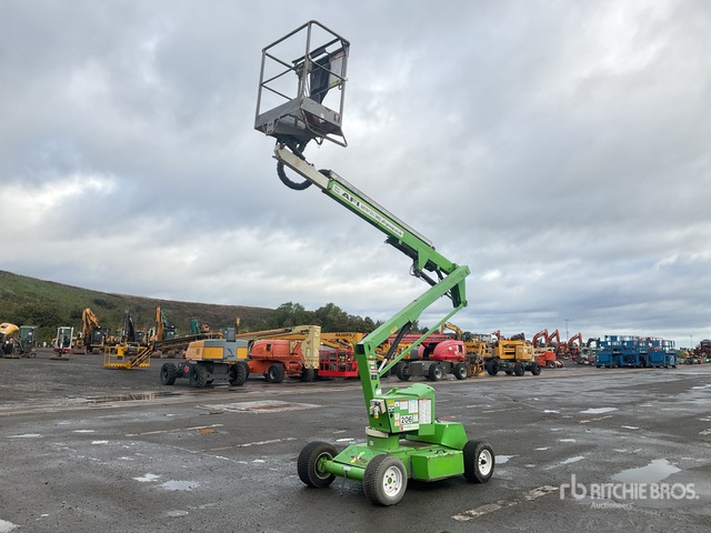 2015 Nifty-Lift HR12NDE Articulating Boom Lift