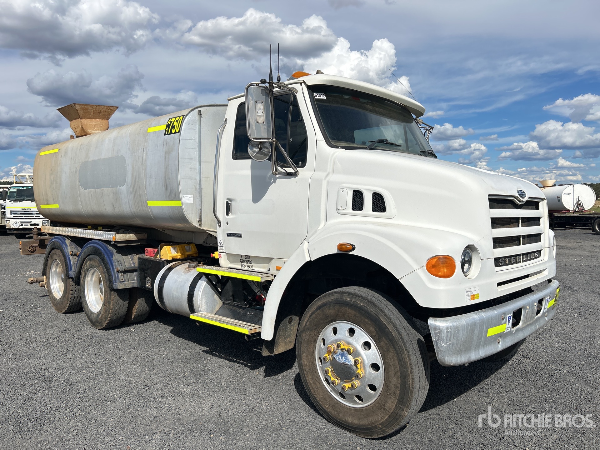2005 Sterling L7500