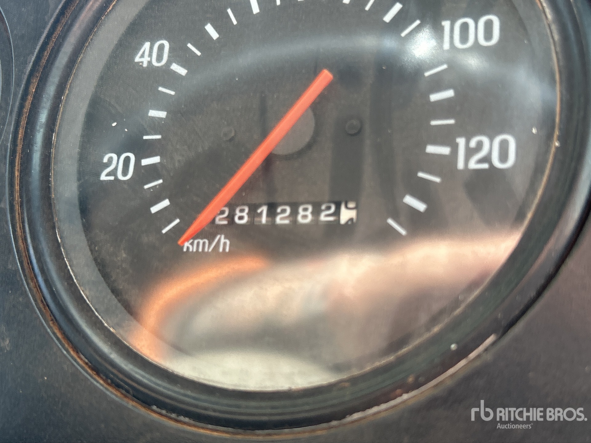 2005 Sterling L7500