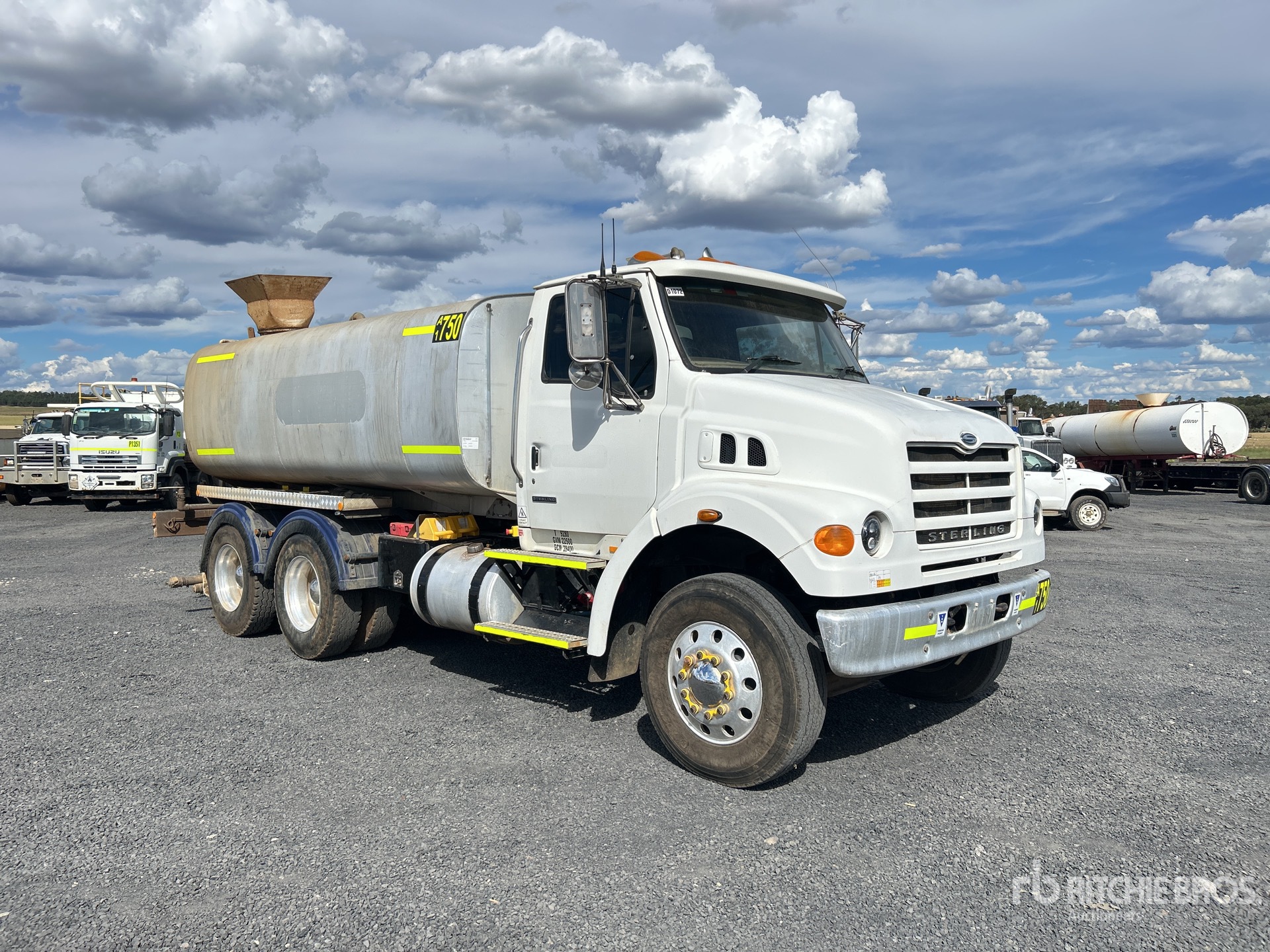 2005 Sterling L7500