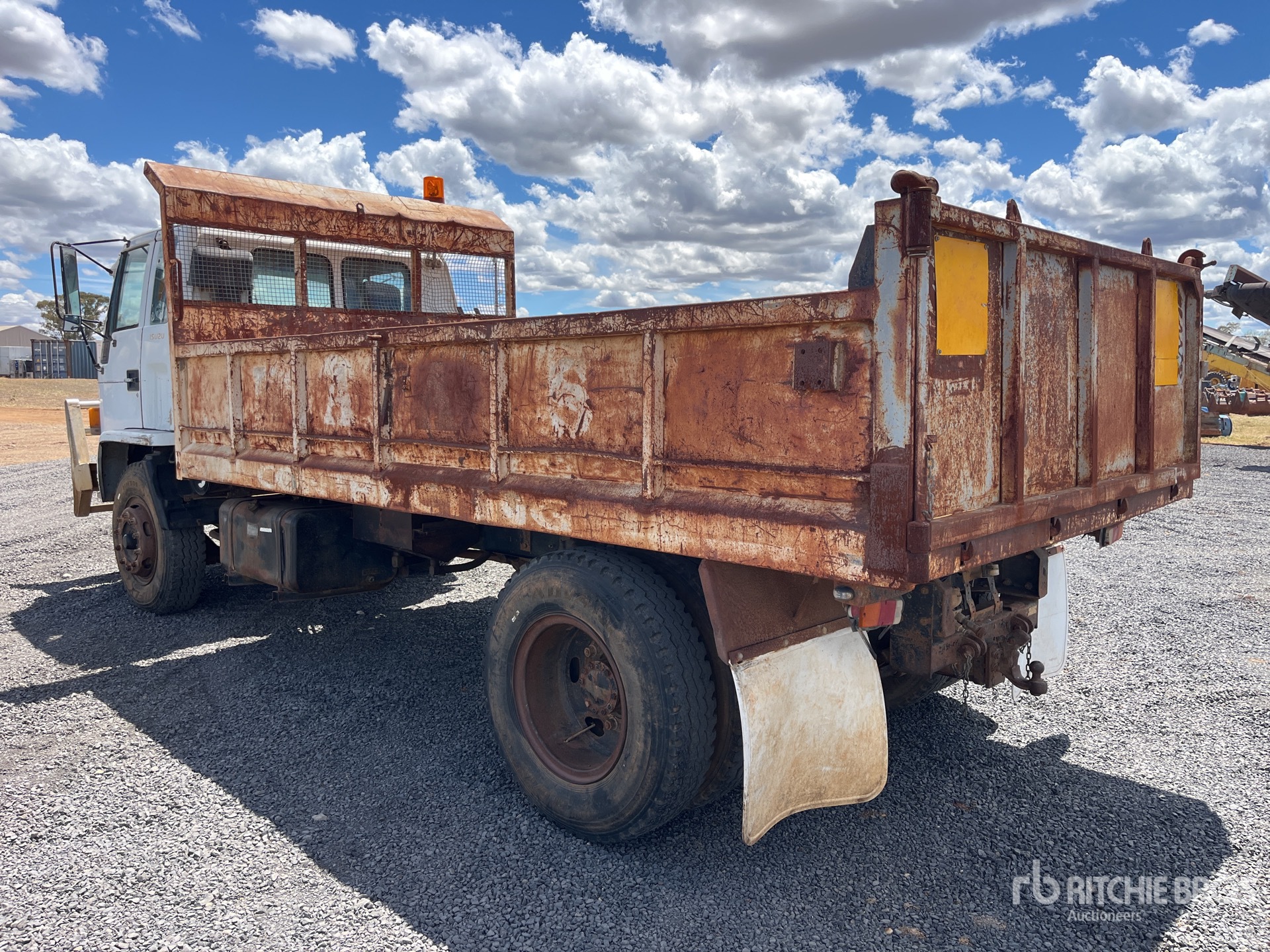 Isuzu FTR