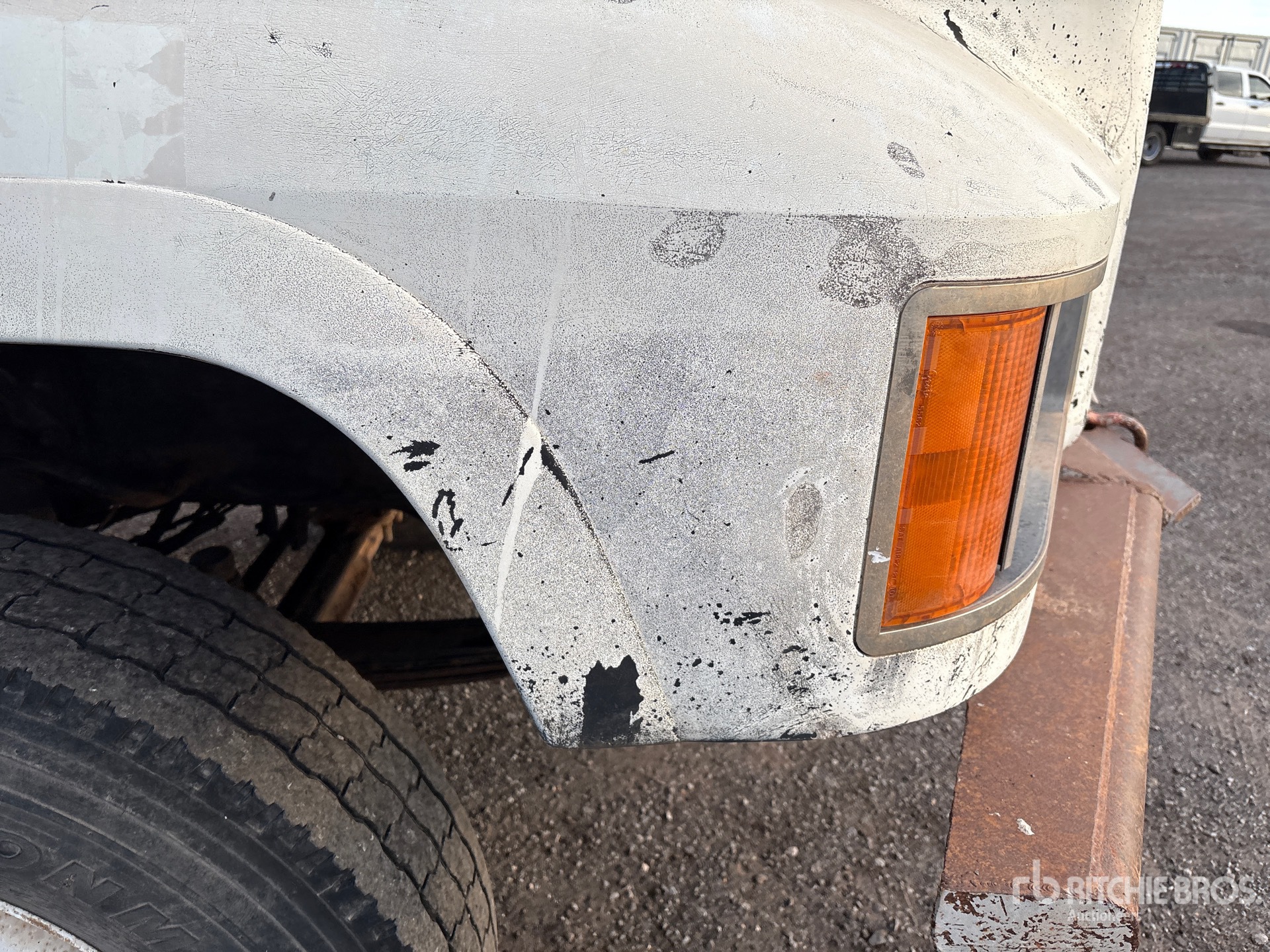 2001 Mack CH613