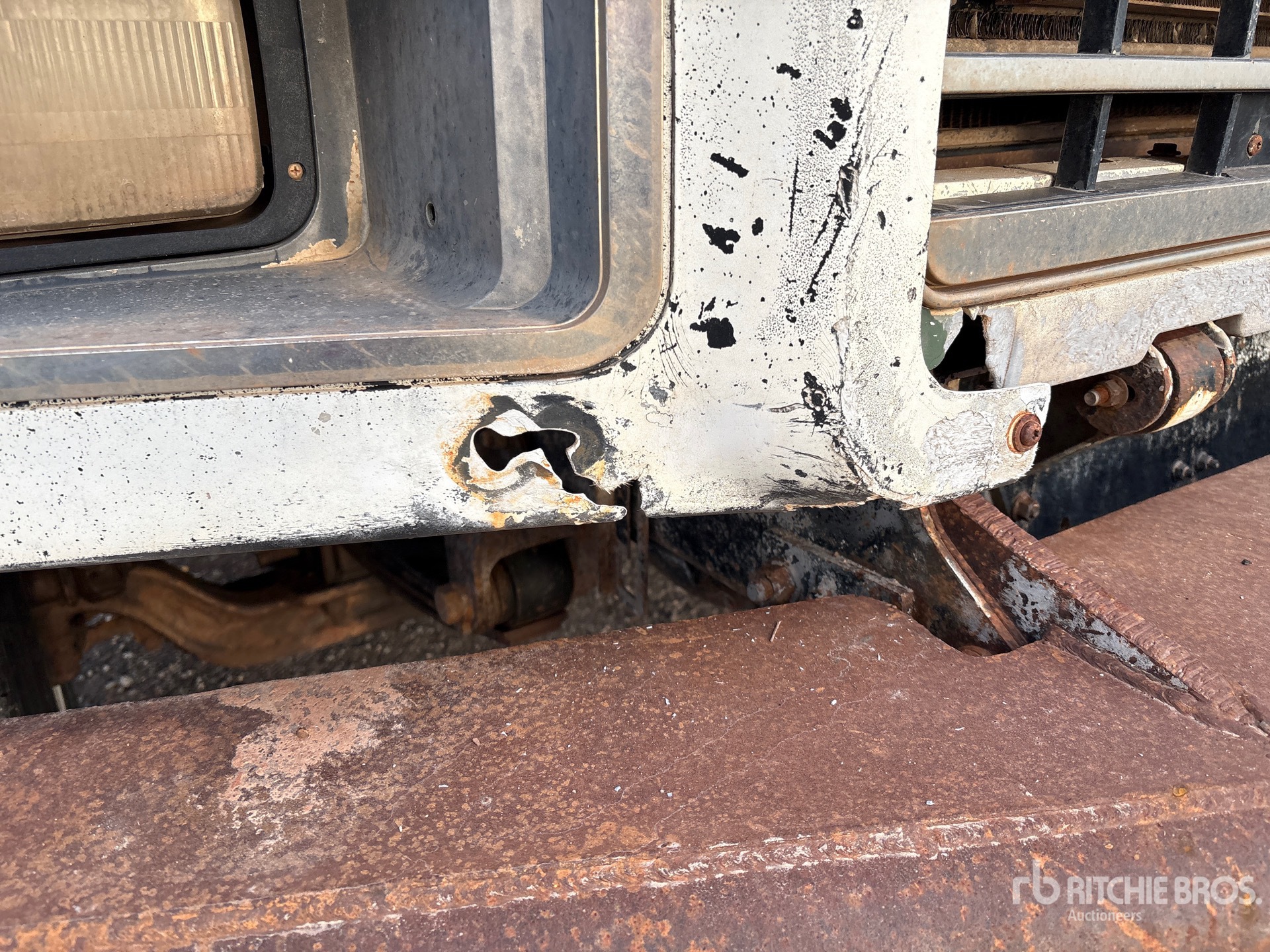 2001 Mack CH613
