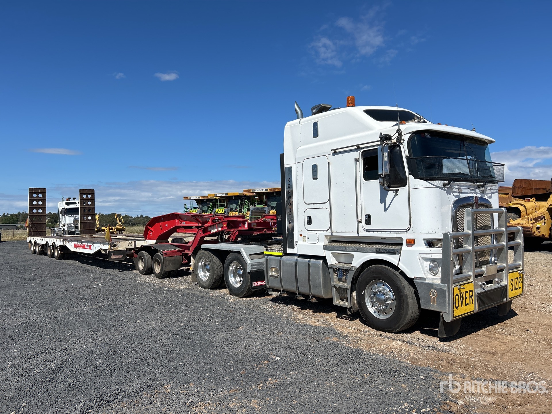 2018 Kenworth K200 BIG CAB AE