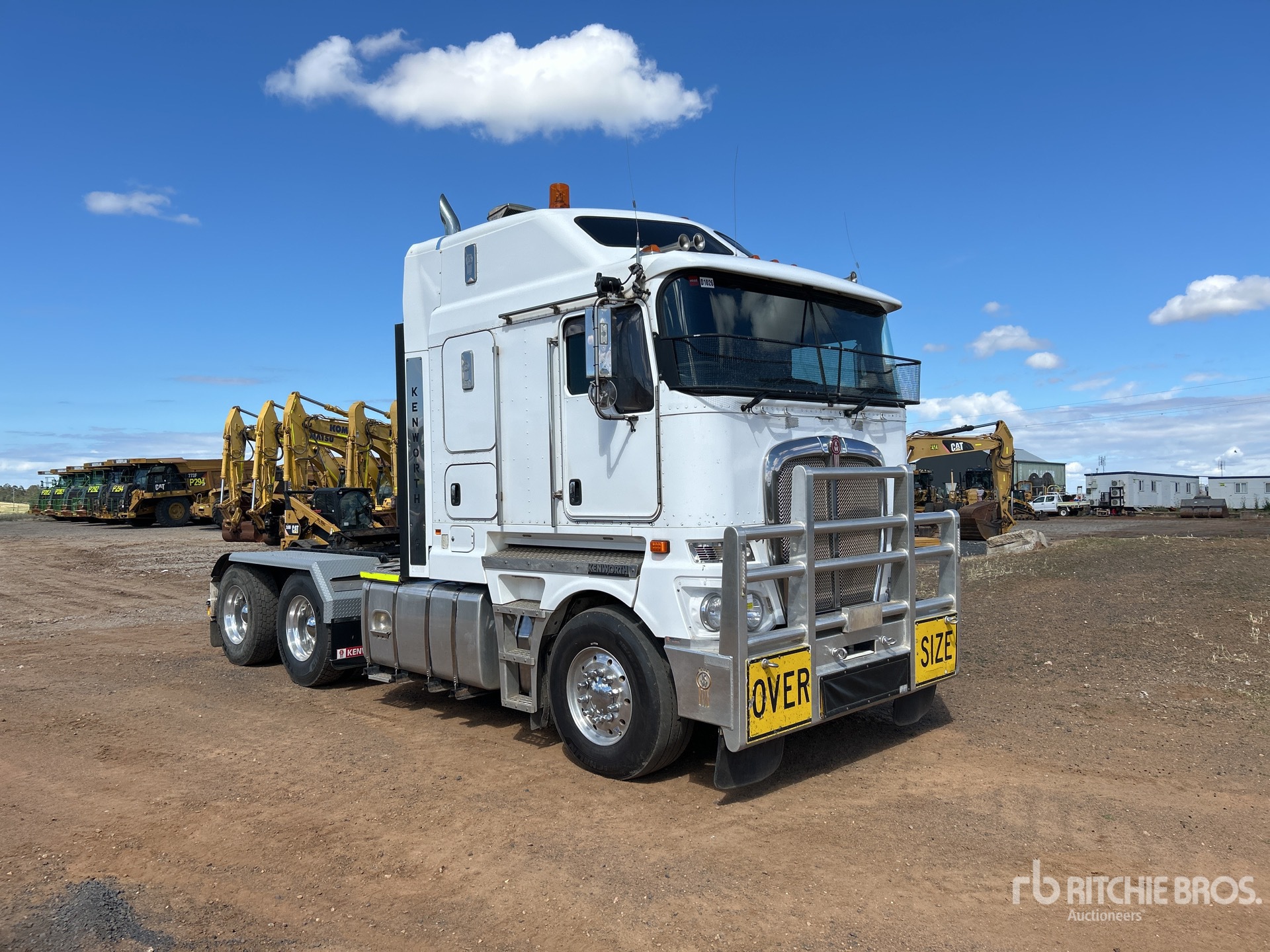 2018 Kenworth K200 BIG CAB AE