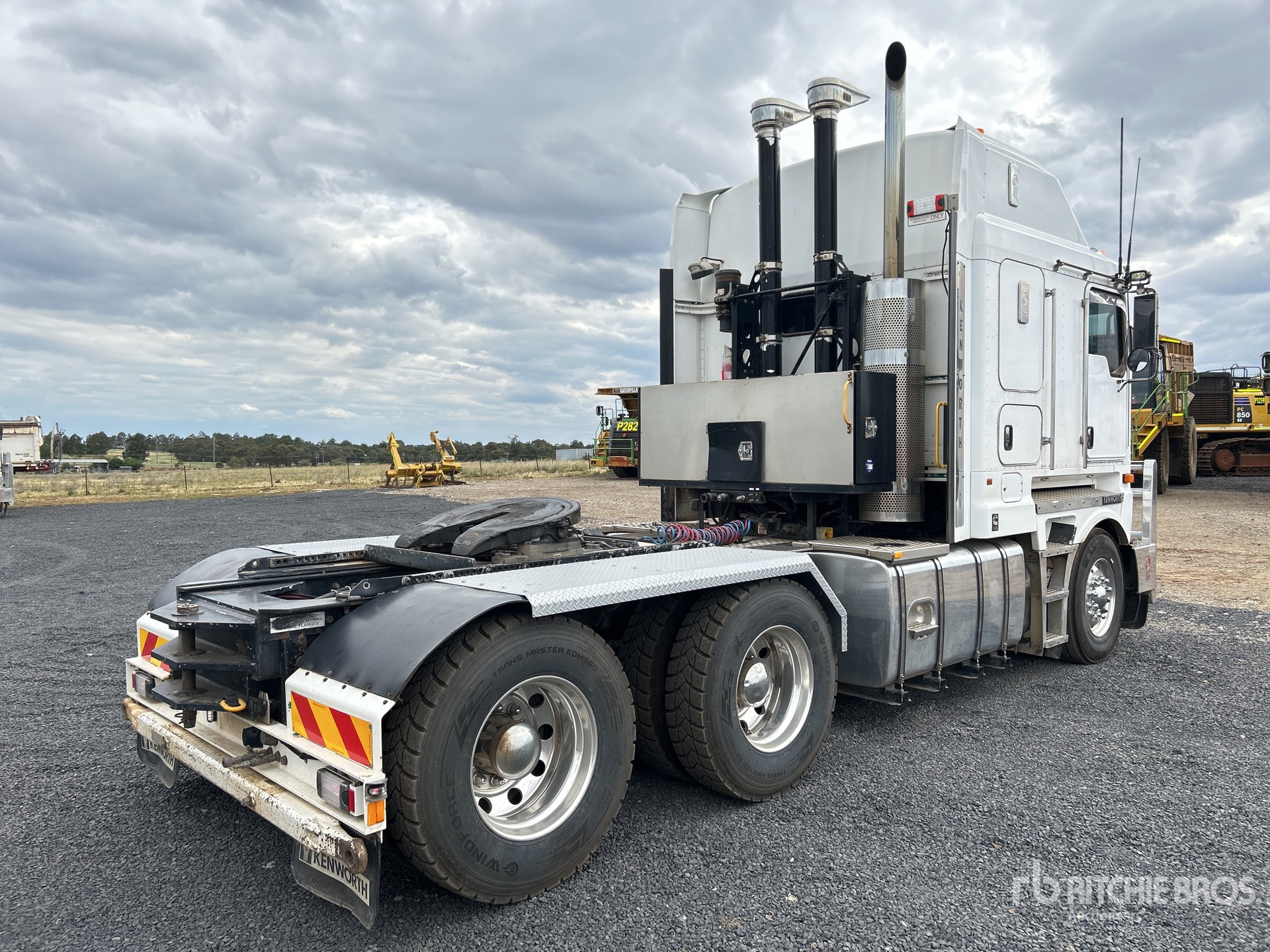 2018 Kenworth K200 BIG CAB AE