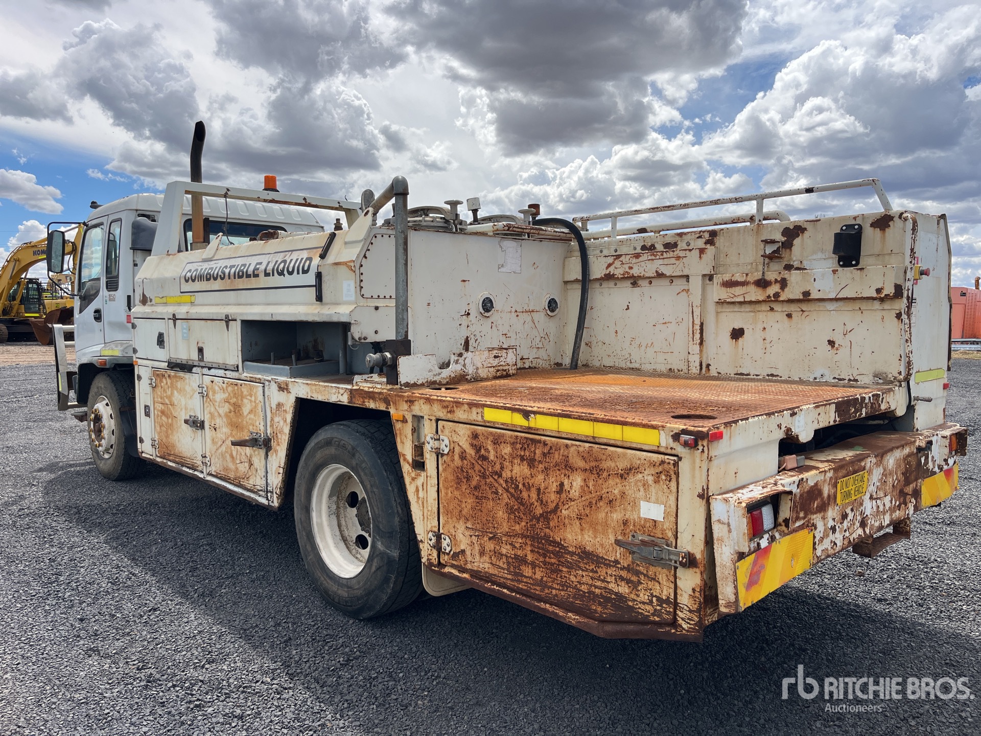 1997 Isuzu FTR33H