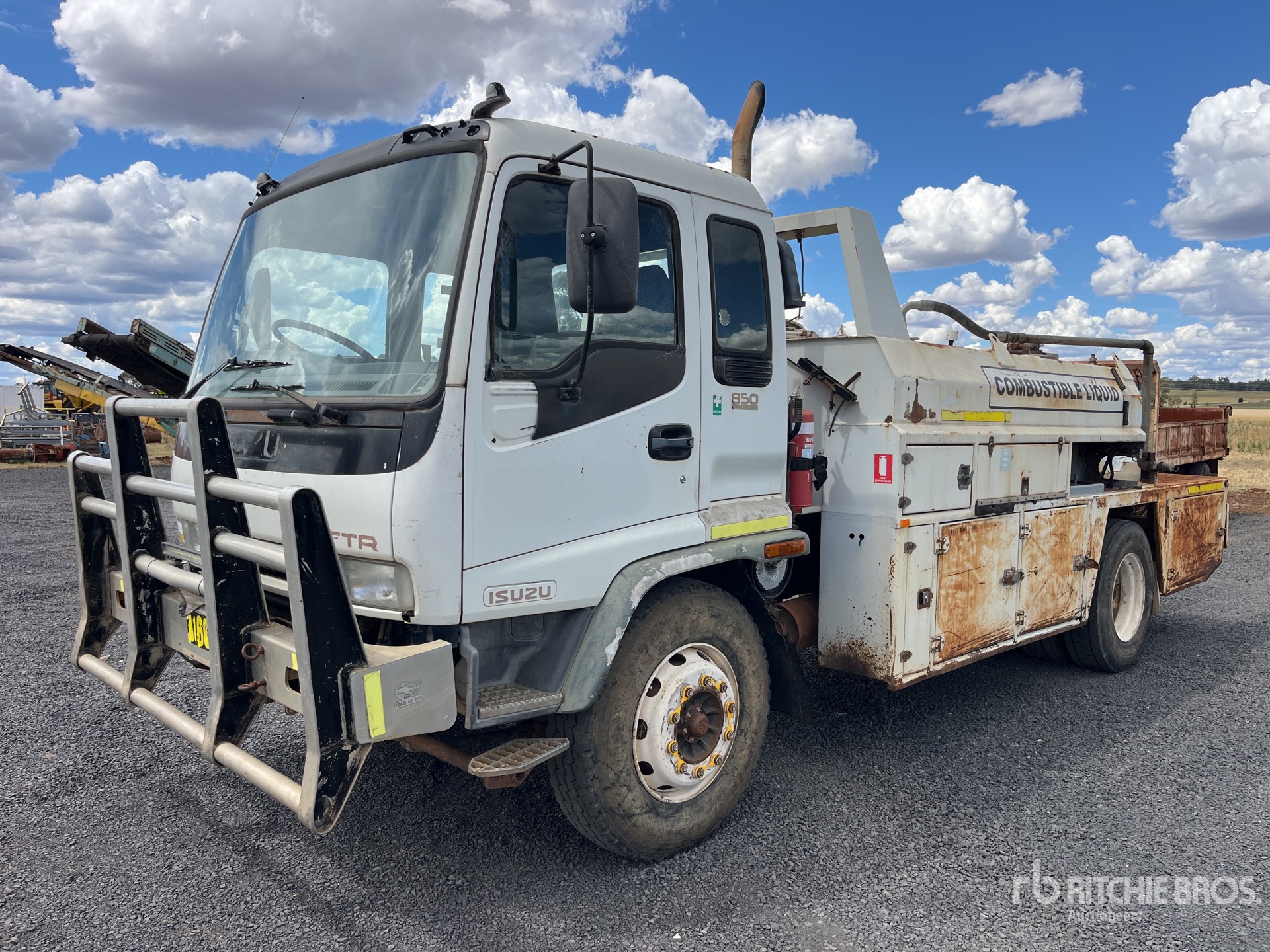 1997 Isuzu FTR33H