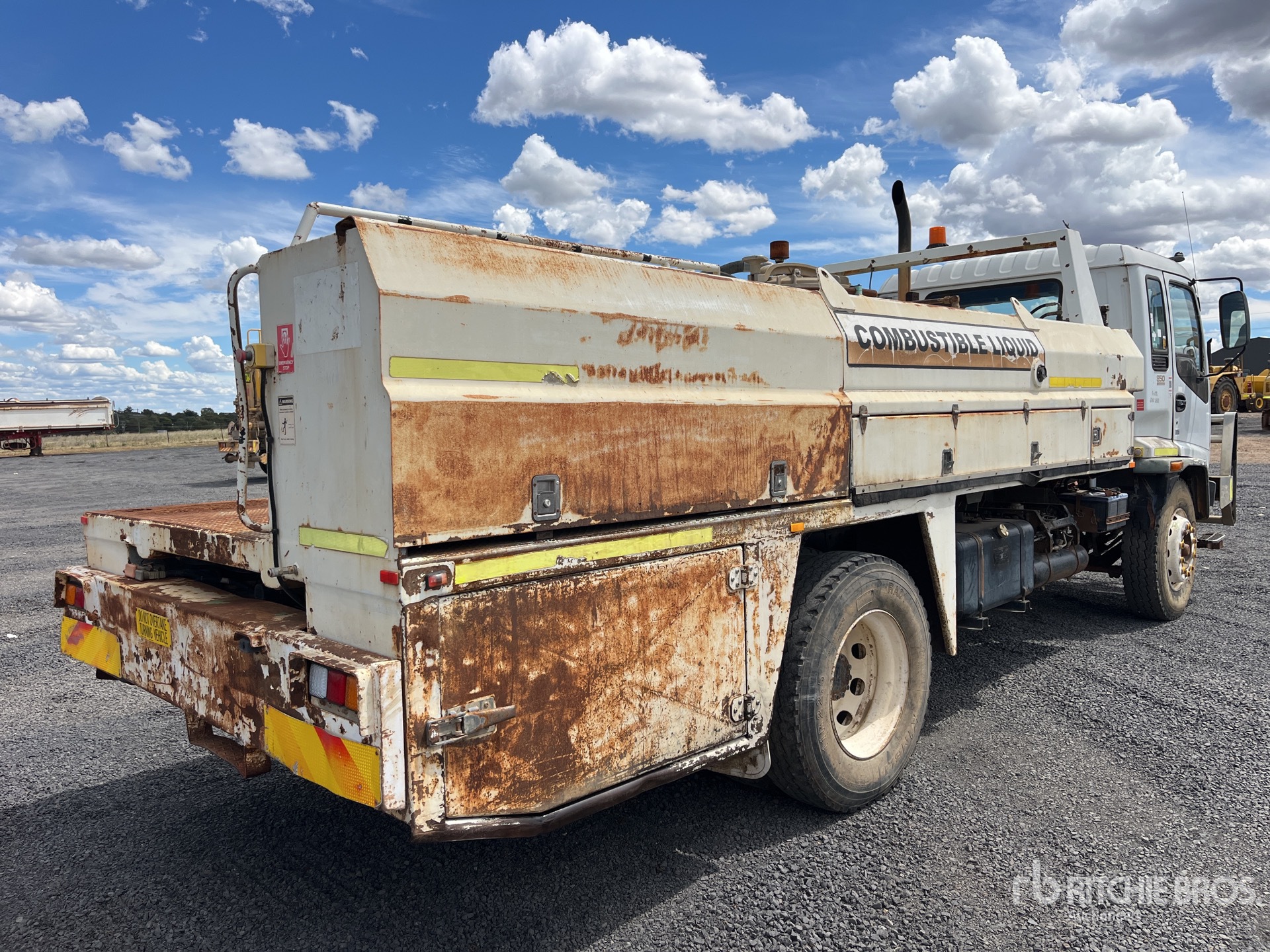 1997 Isuzu FTR33H