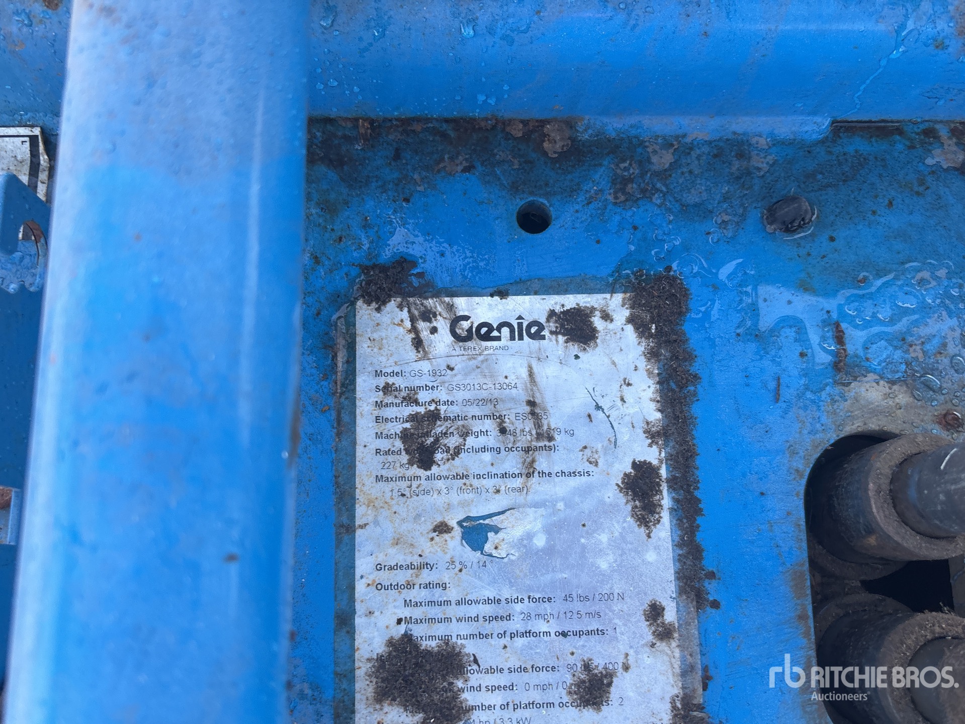 2013 Genie GS-1932