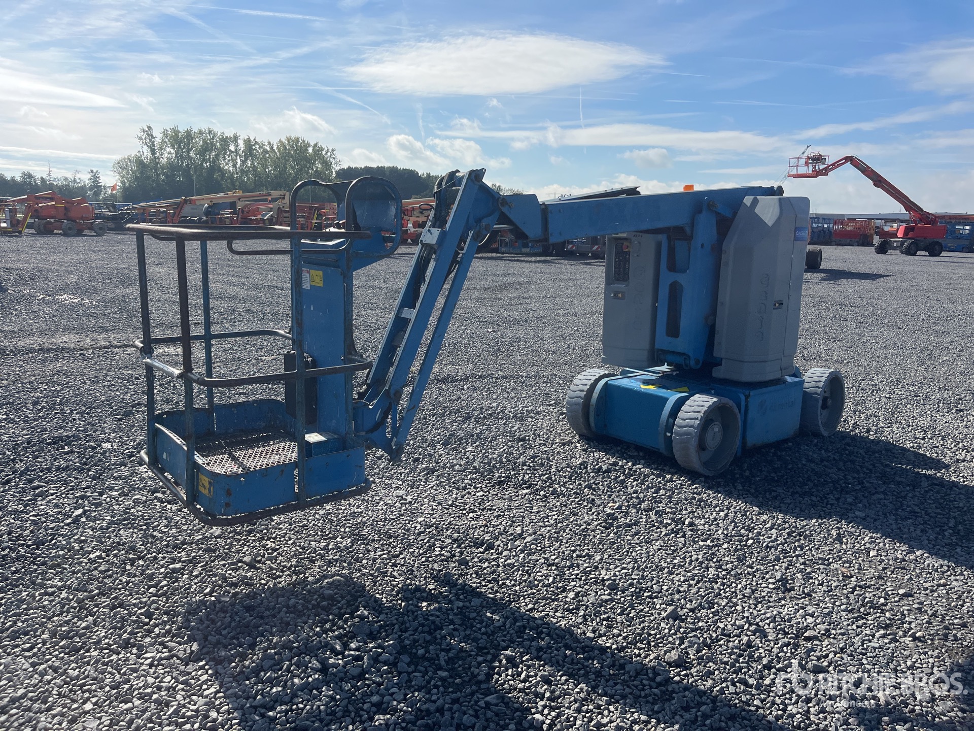 2007 Genie Z-30/20N