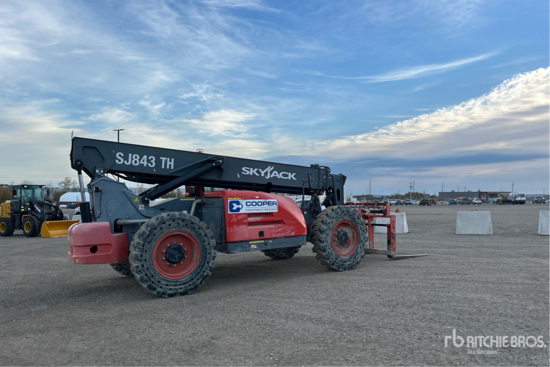 2019 Skyjack SJ843TH