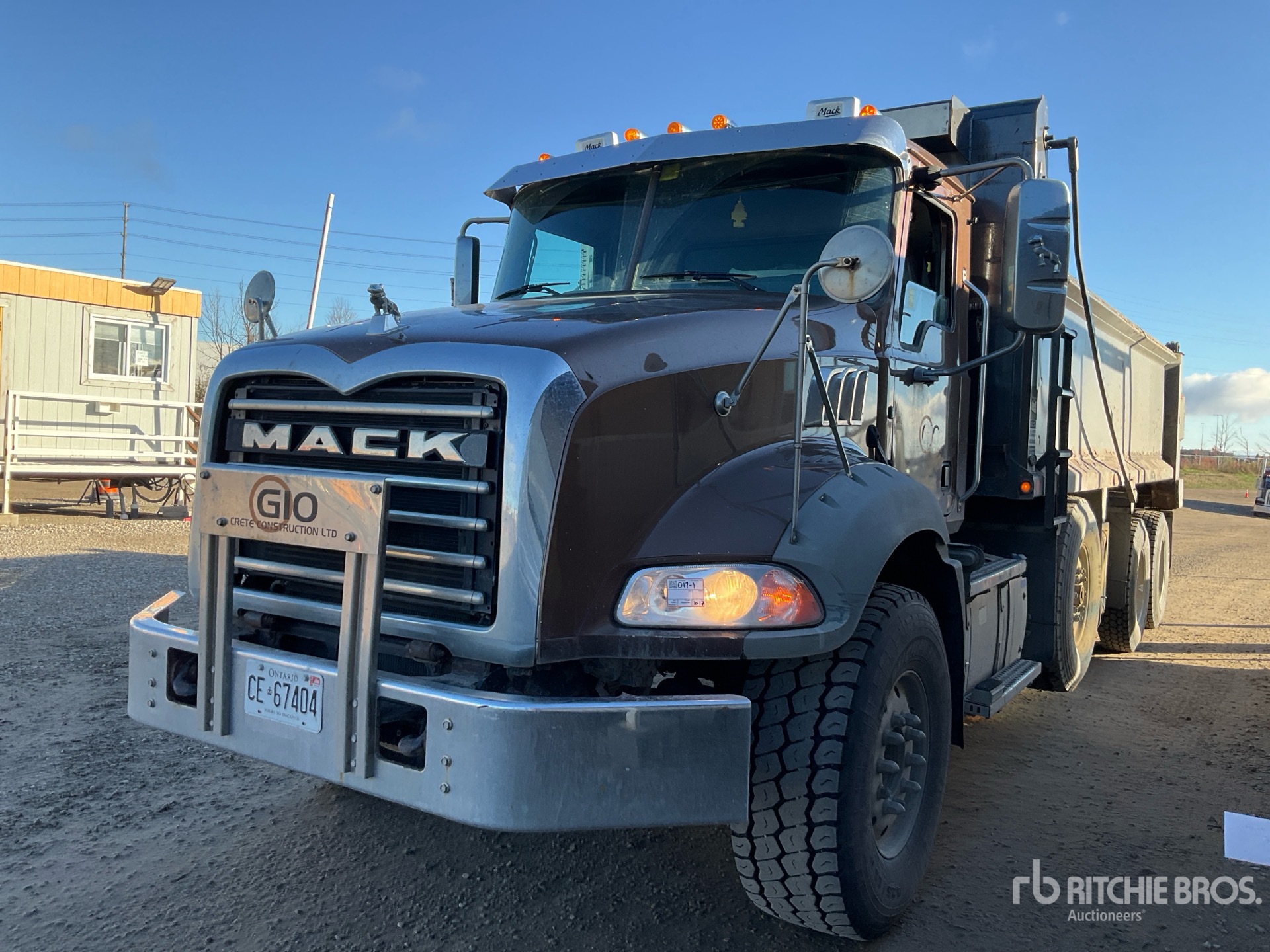 2016 Mack GU813