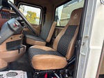 Cab with Asientos/apoyabrazos