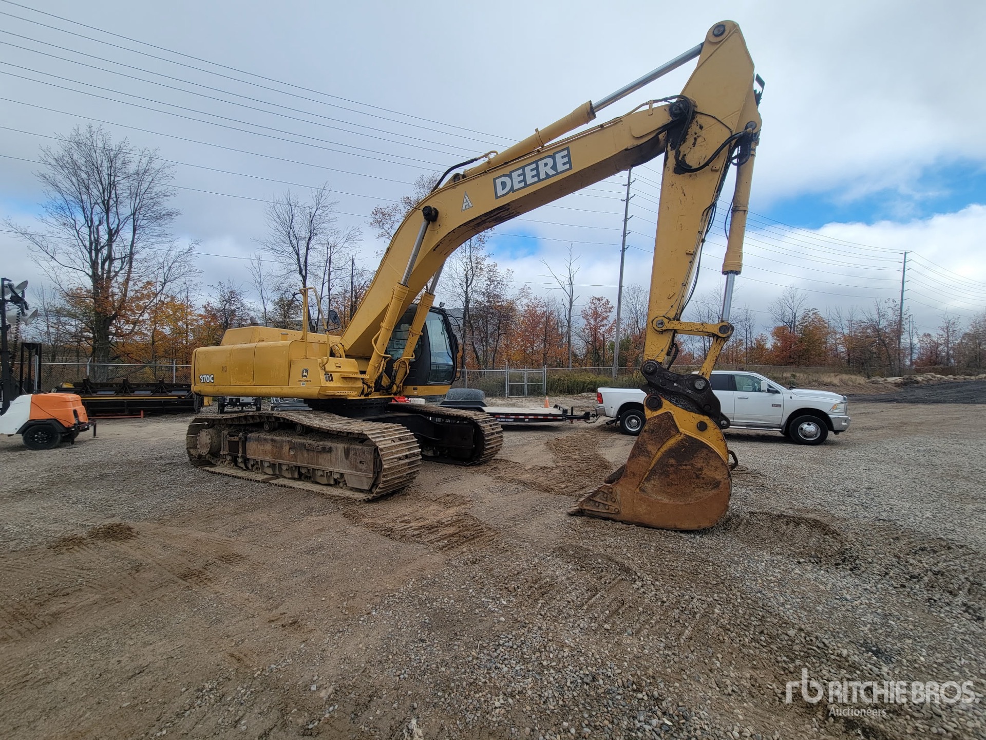 2005 John Deere 370C
