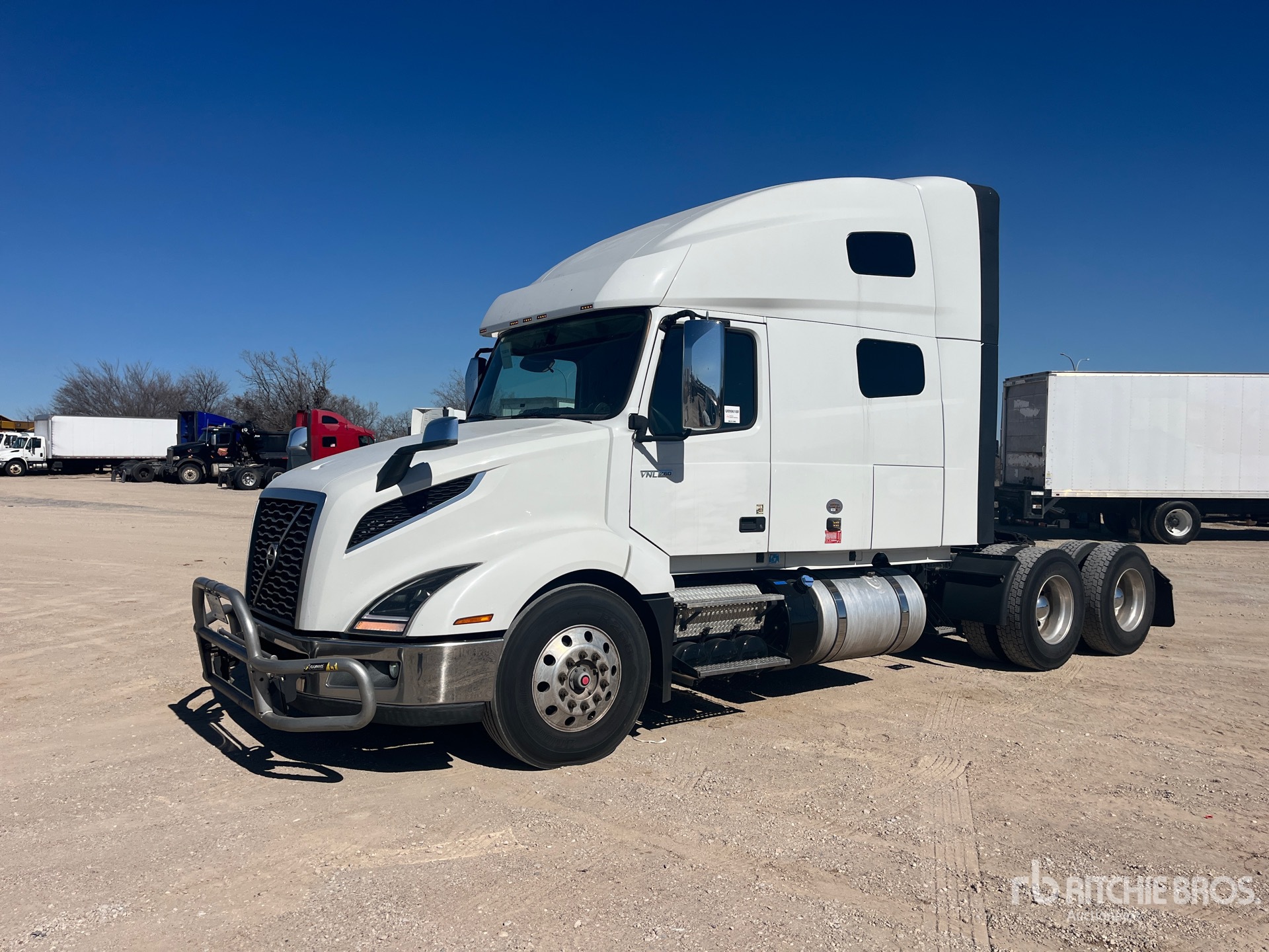 2023 Volvo VNL64T760
