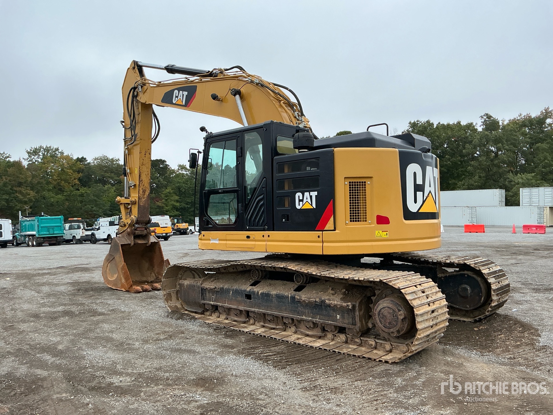 2020 Caterpillar 335F L CR
