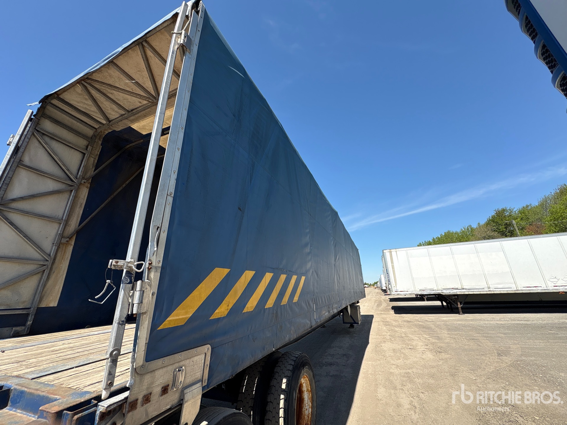 2005 Manac 48 ft T/A