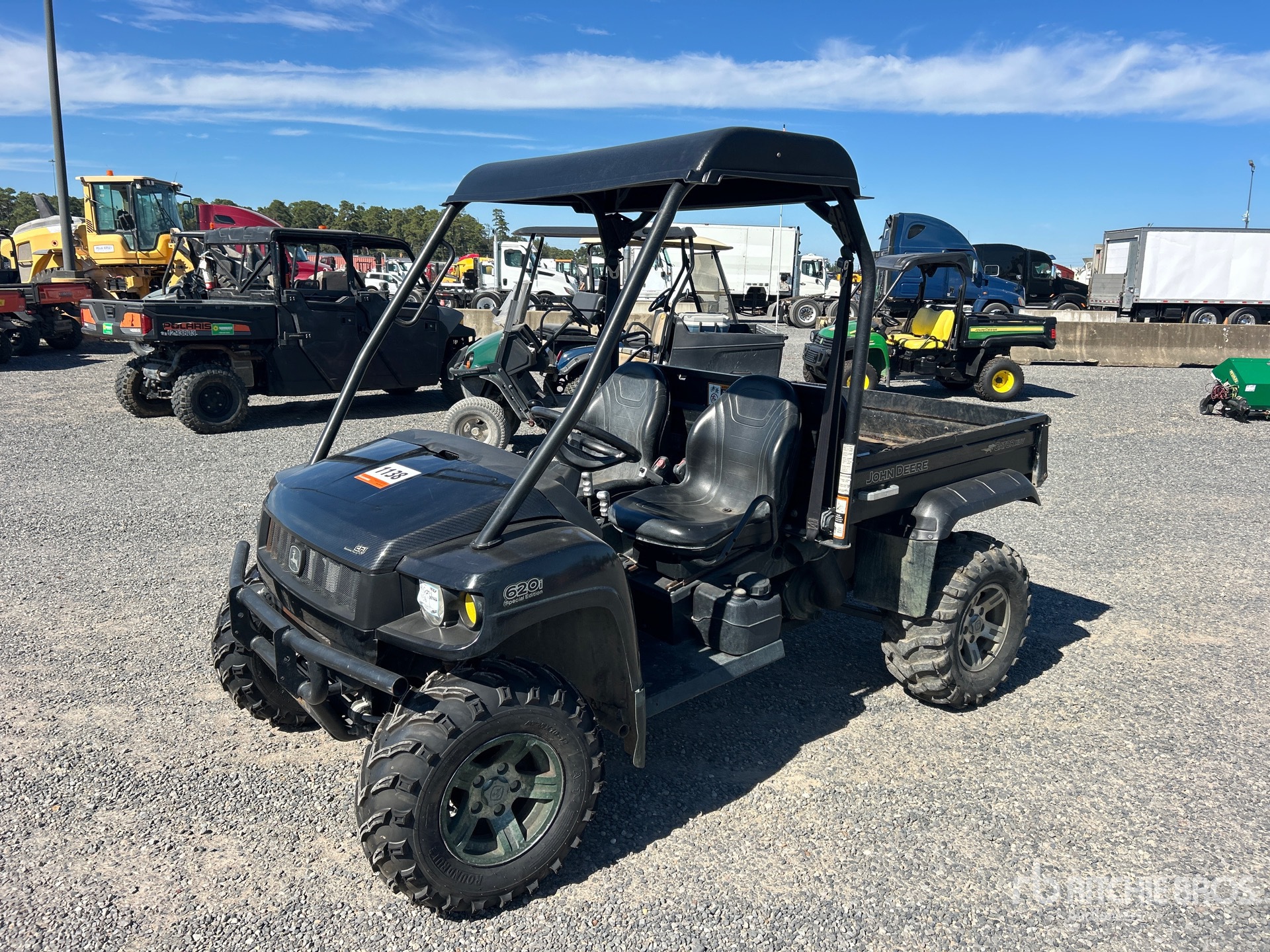 Photo of John Deere 620I