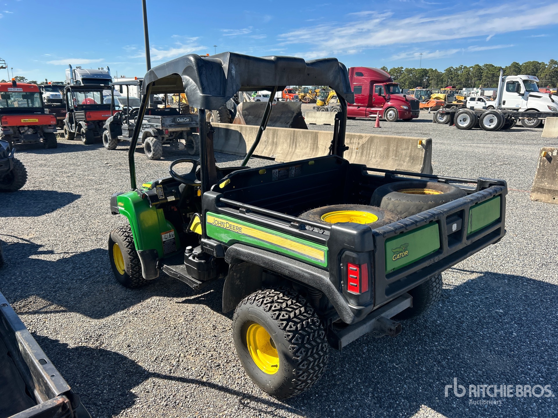 John Deere HPX615E