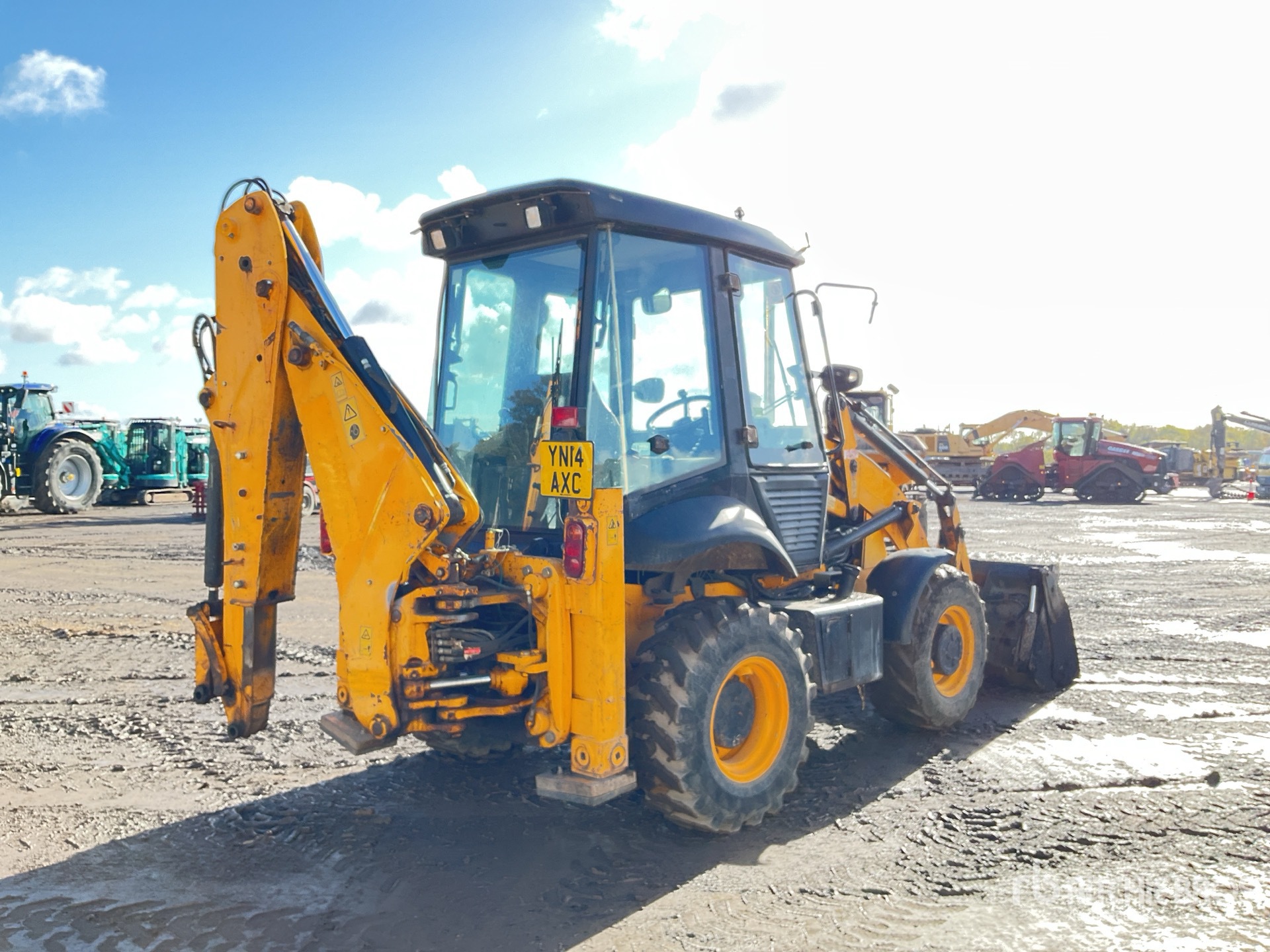 2014 JCB 2CX STREETMASTE