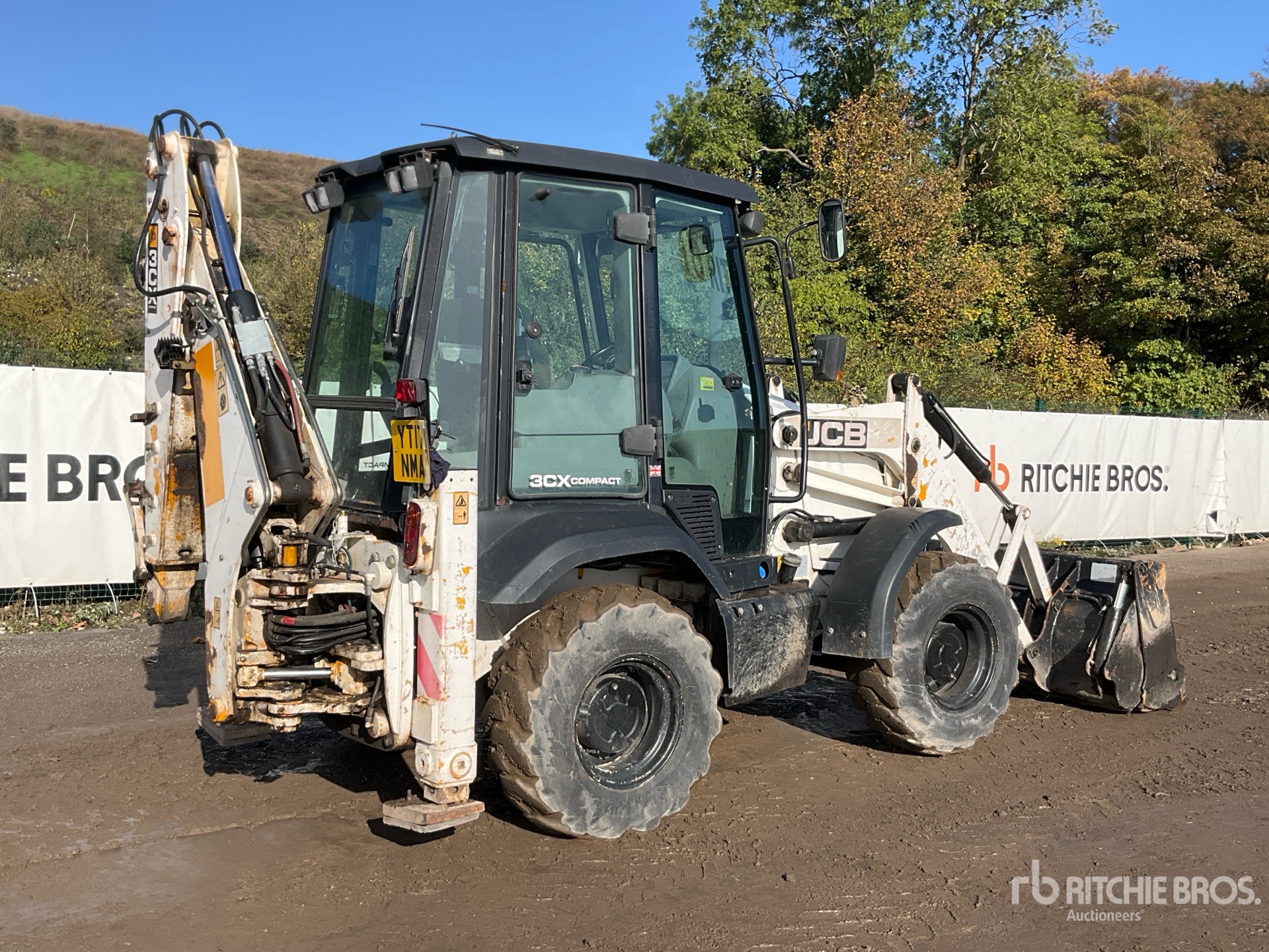 JCB 3CX COMPACT
