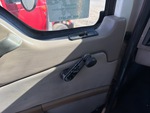 Cab with Window Controls