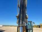 Hydraulics with Auxiliary Hydraulic Plumbing