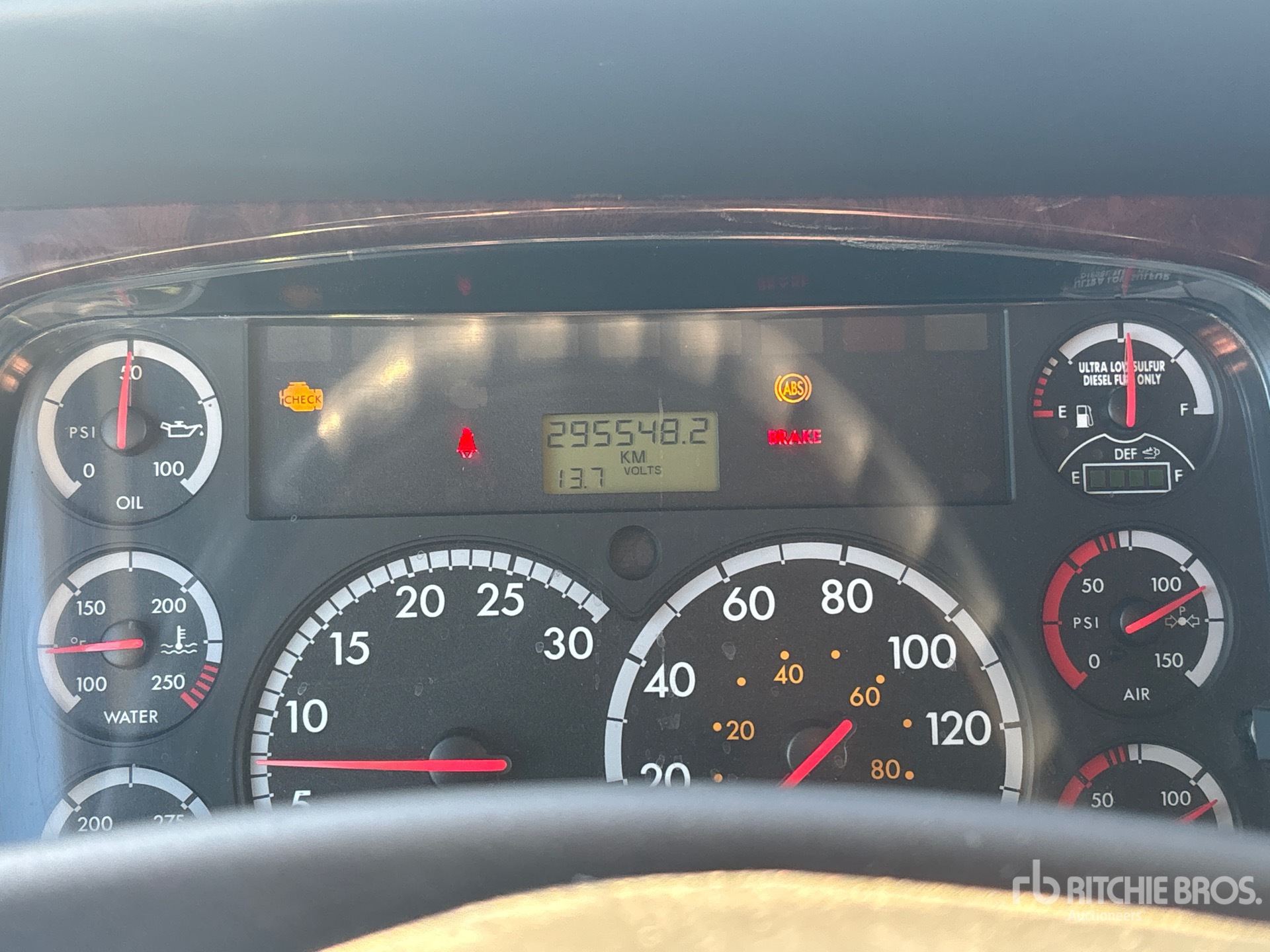 2013 Freightliner 108SD