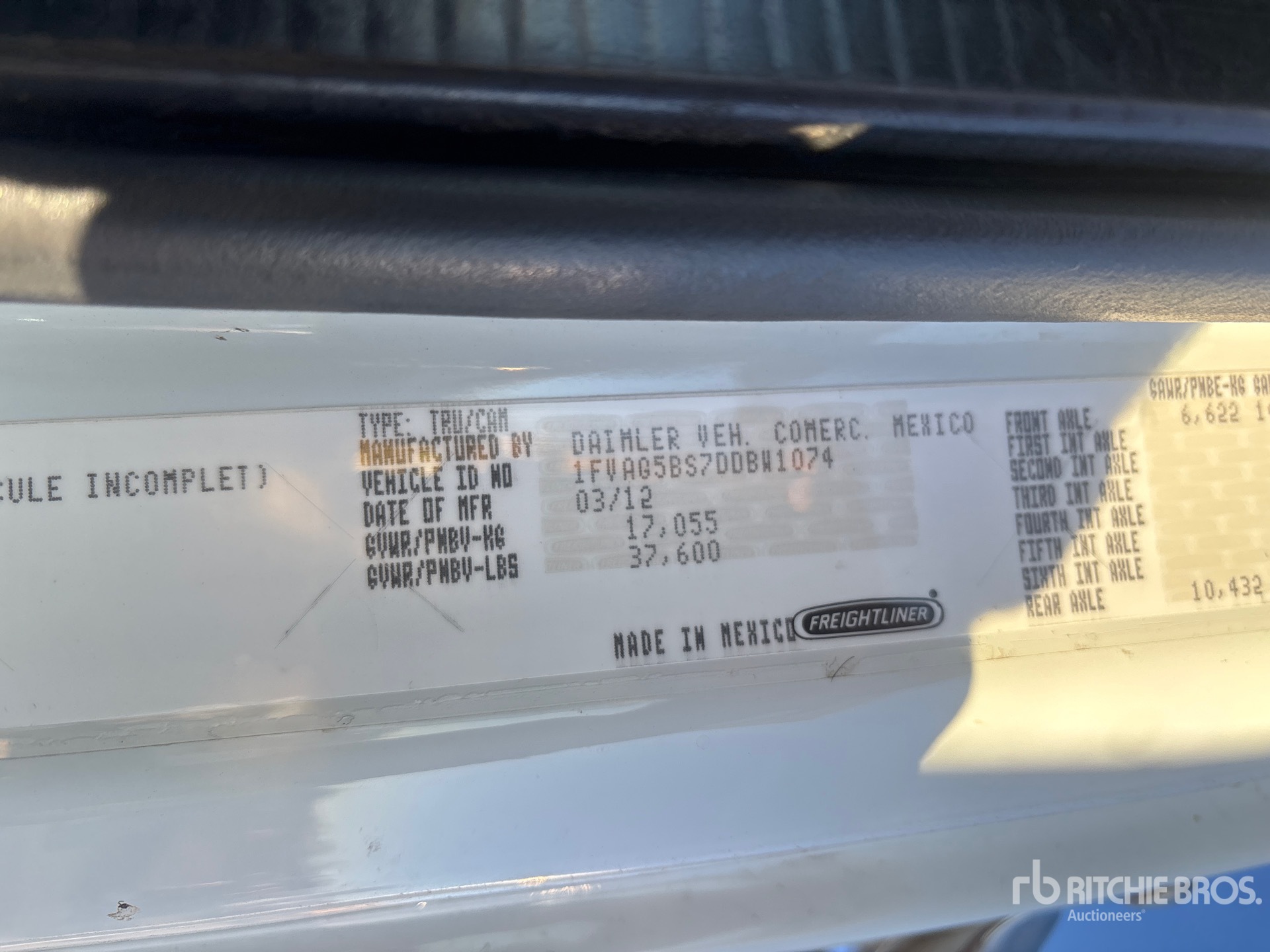 2013 Freightliner 108SD