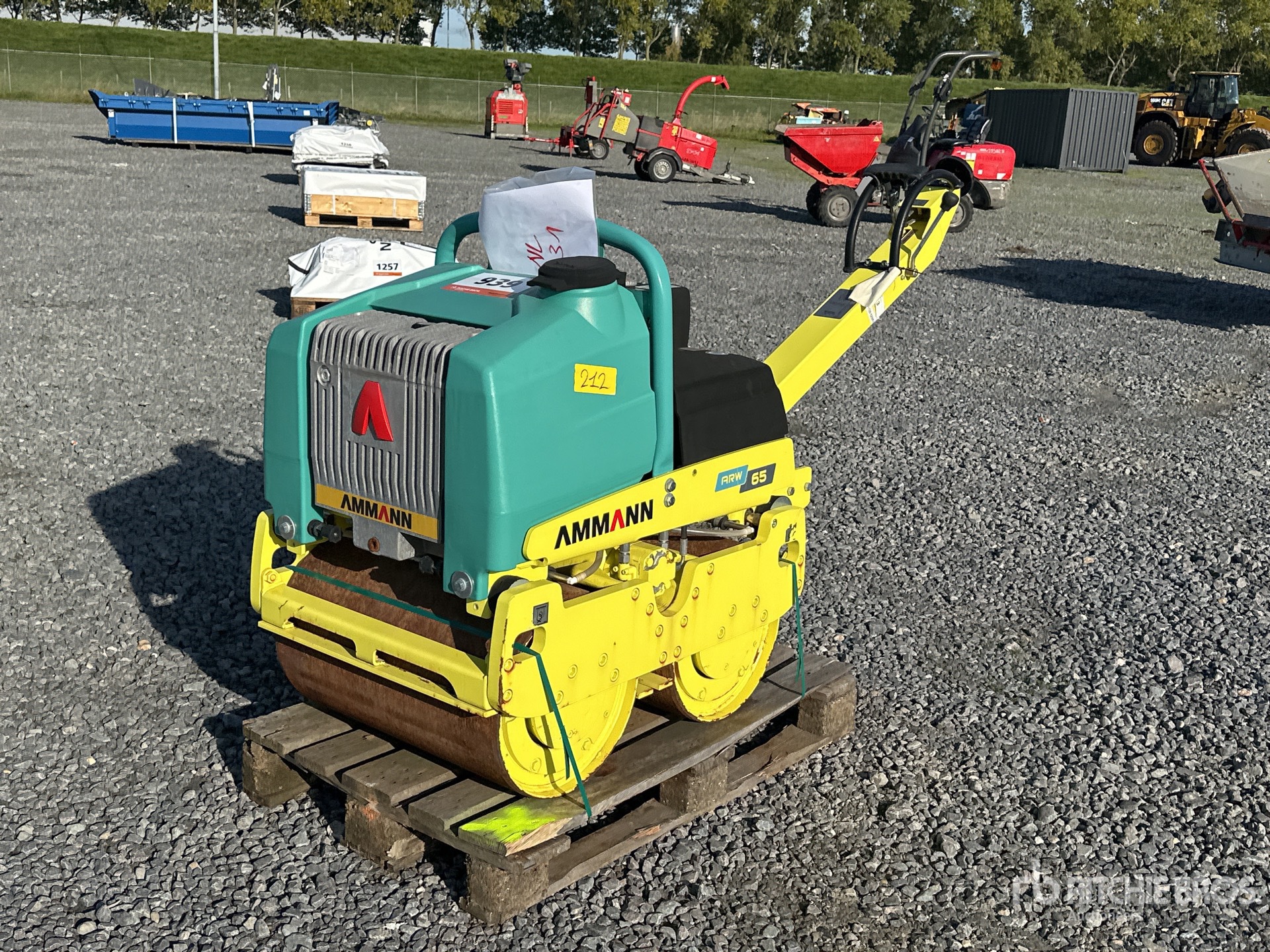 Photo of Ammann ARW65