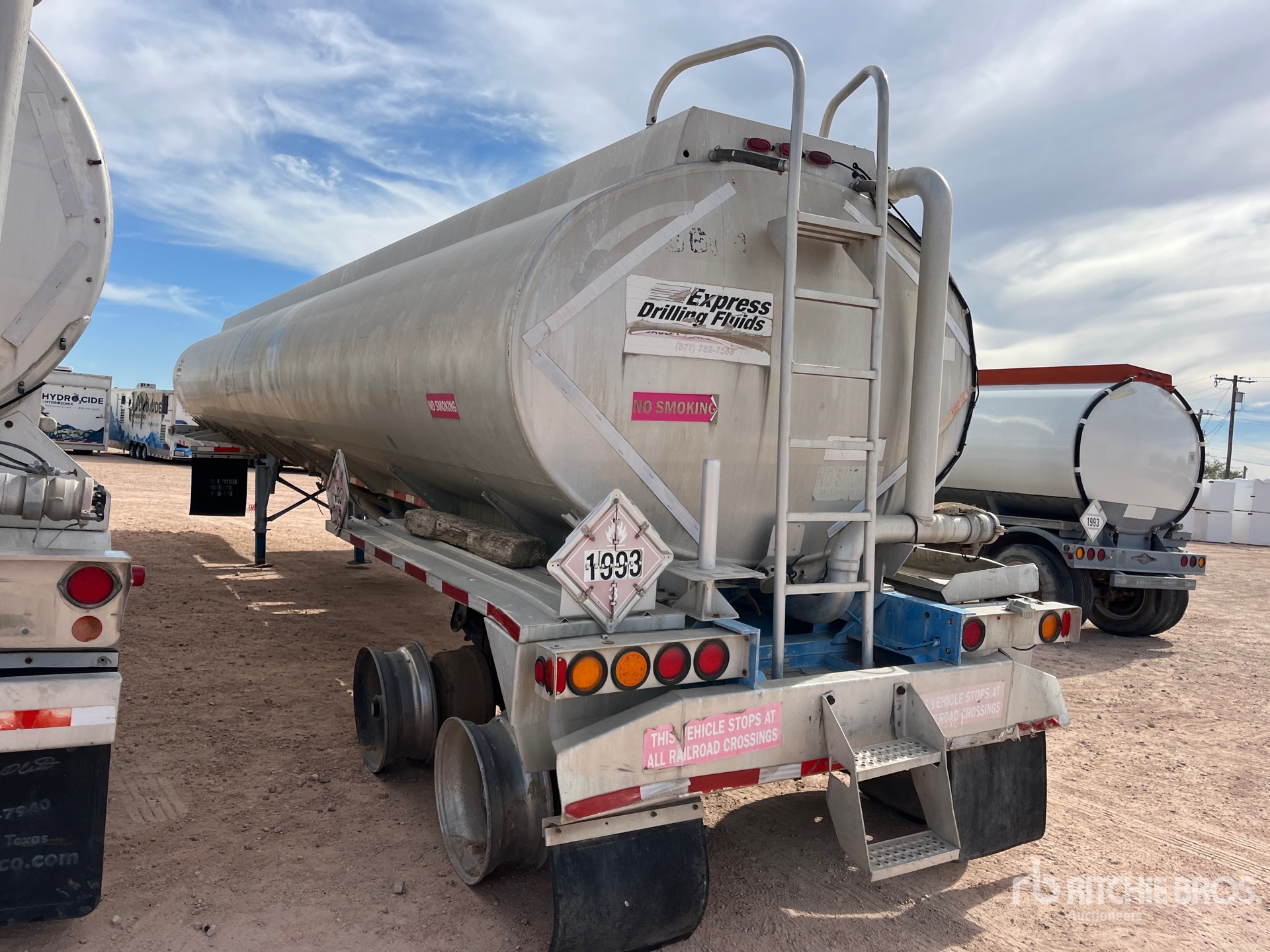 1996 Heil 9200 gal T/A
