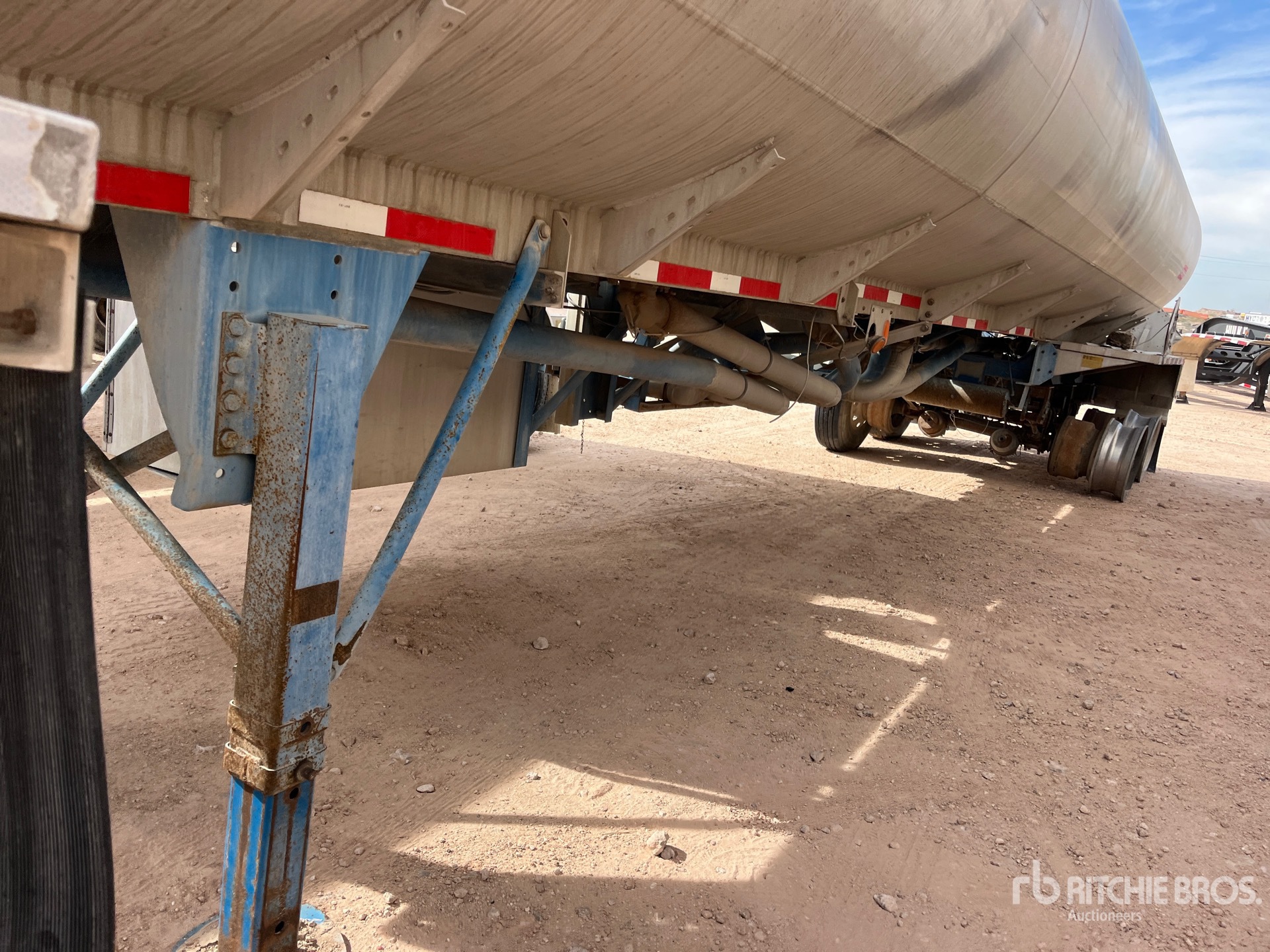 1996 Heil 9200 gal T/A