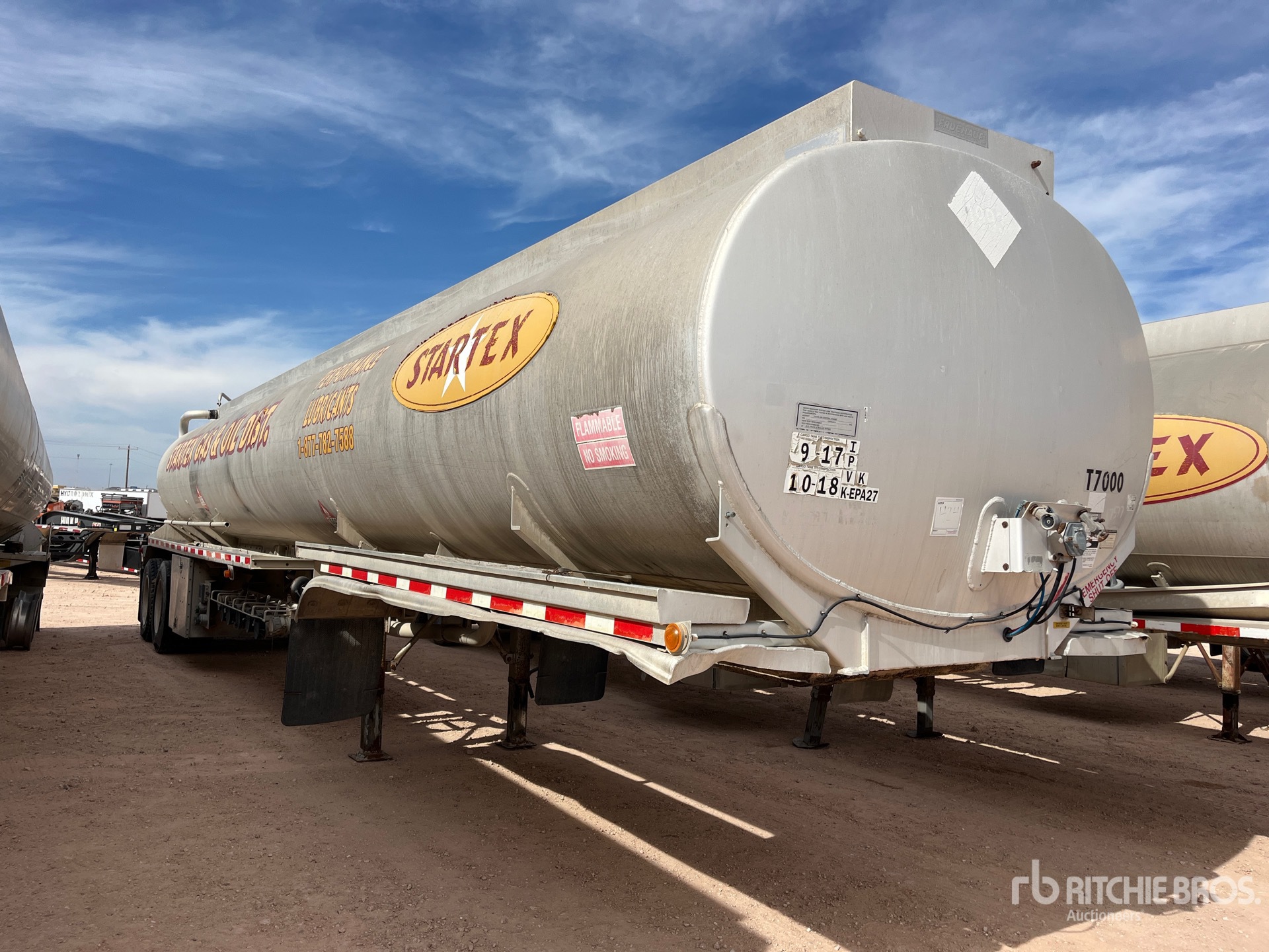 1999 Fruehauf 6550 gal T/A