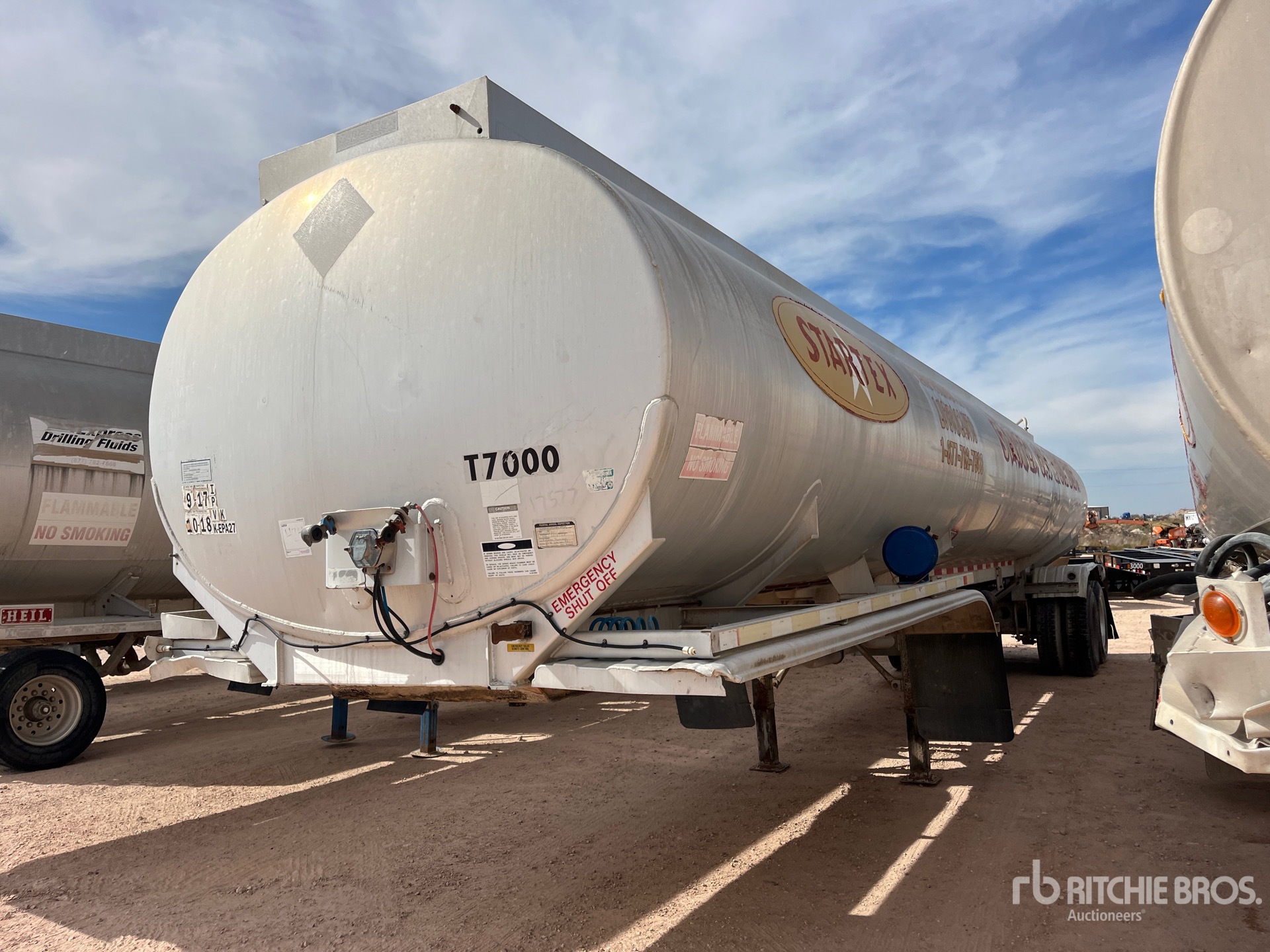 1999 Fruehauf 6550 gal T/A