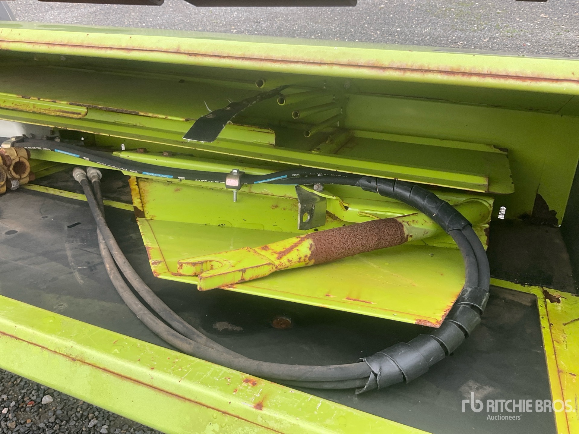 2012 Claas 1050