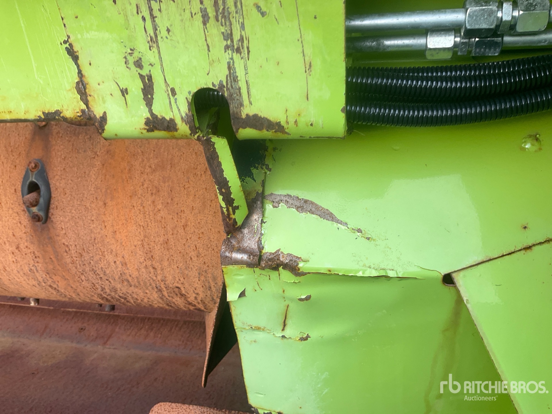 2012 Claas 1050