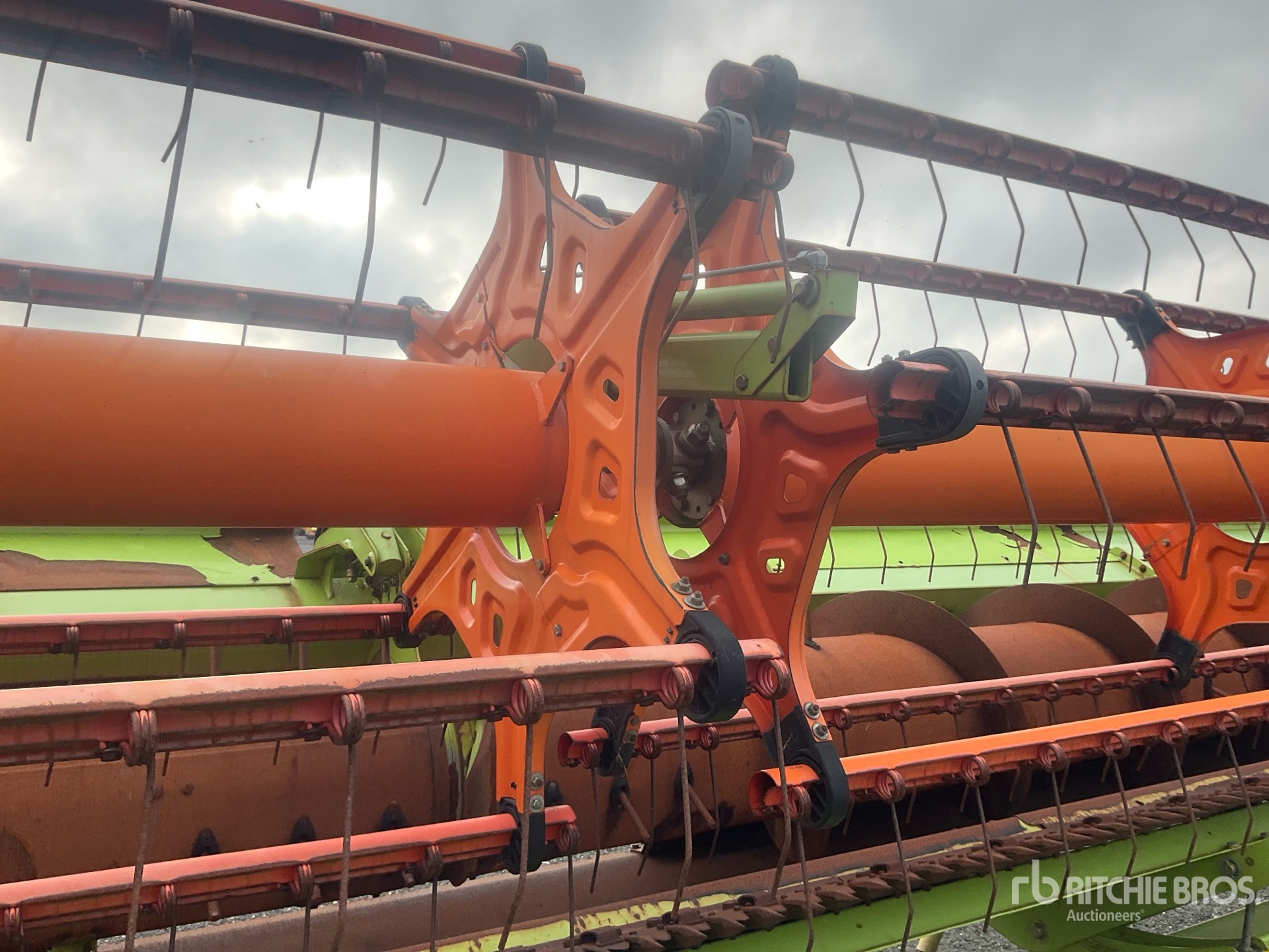 2012 Claas 1050