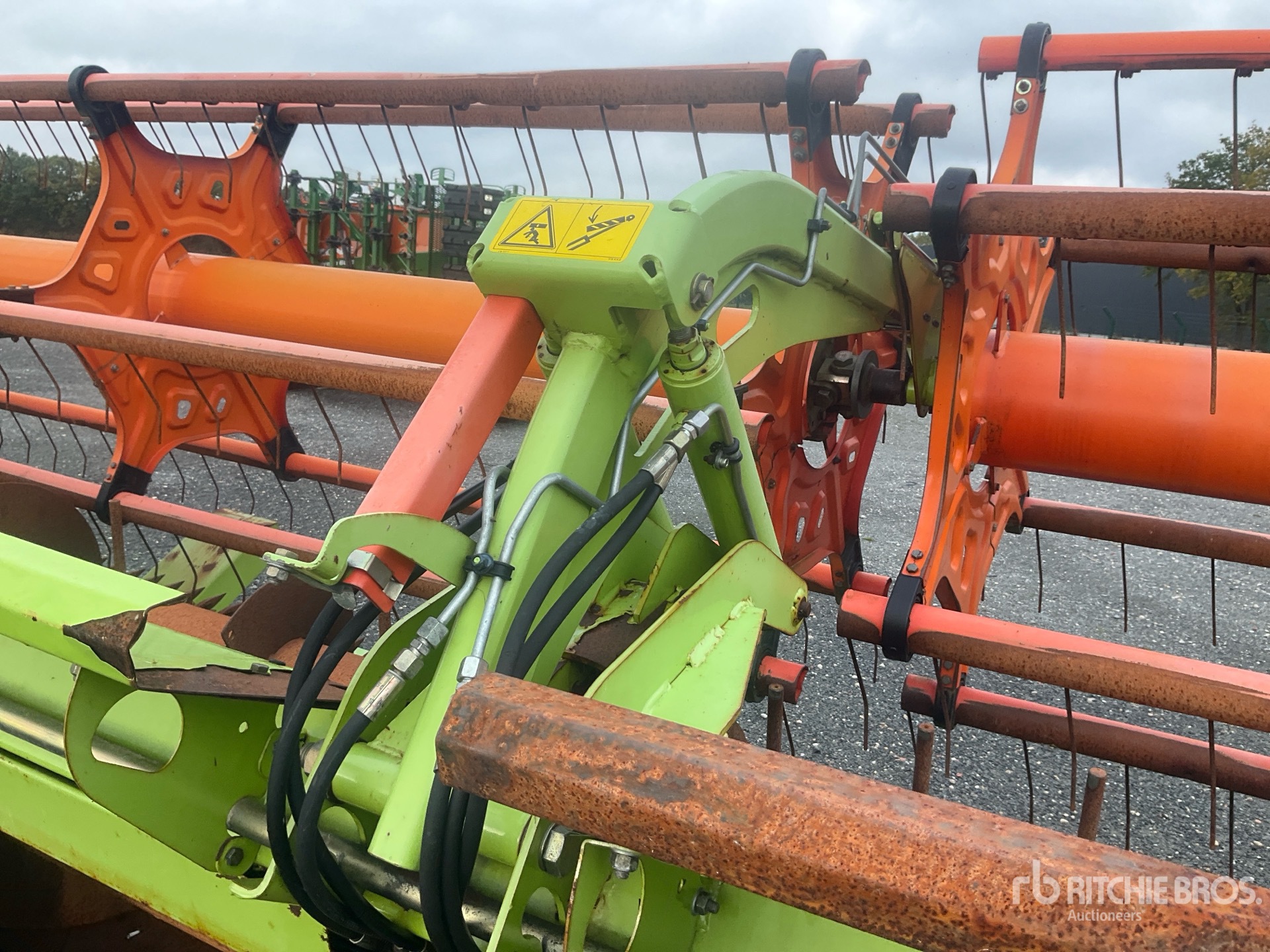 2012 Claas 1050