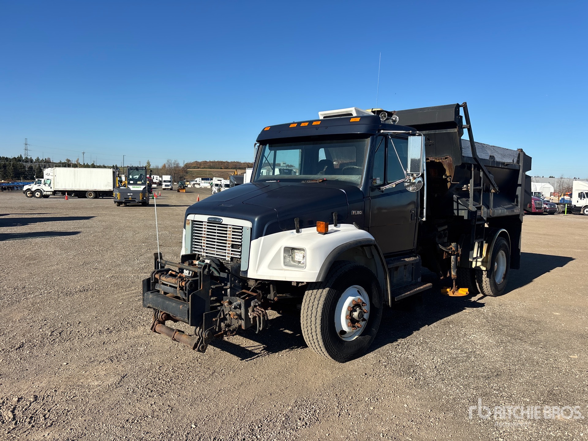 2003 Freightliner FL80